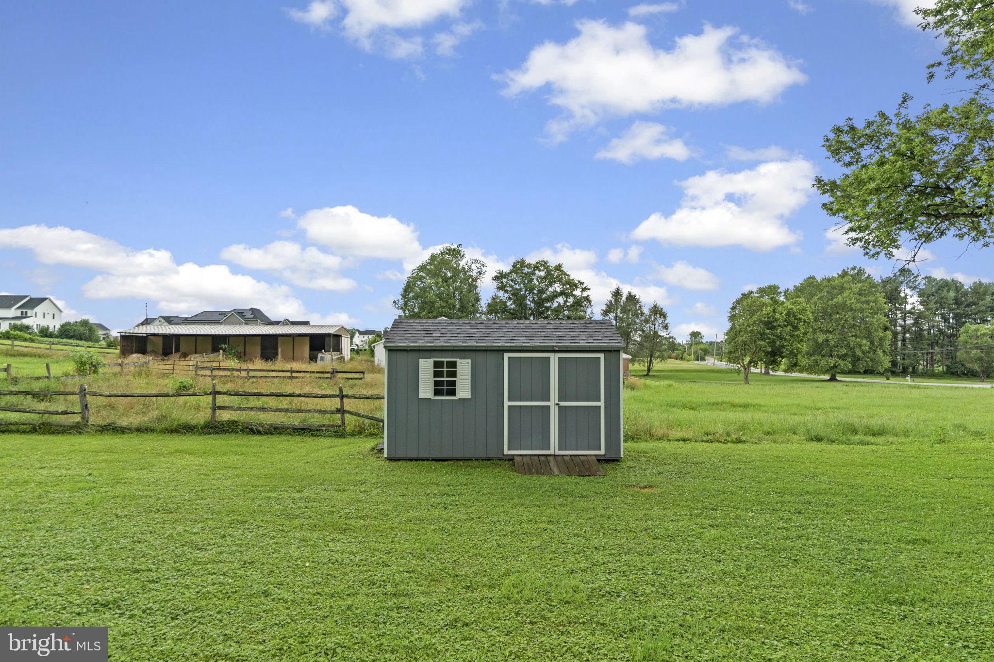 1656 DAISY ROAD