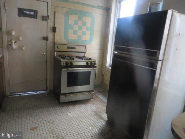 PHILADELPHIA (WEST) - Residential