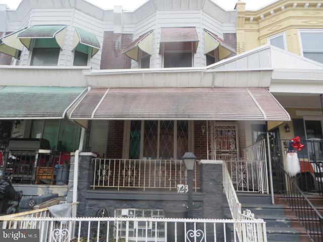 PHILADELPHIA (WEST) - Residential