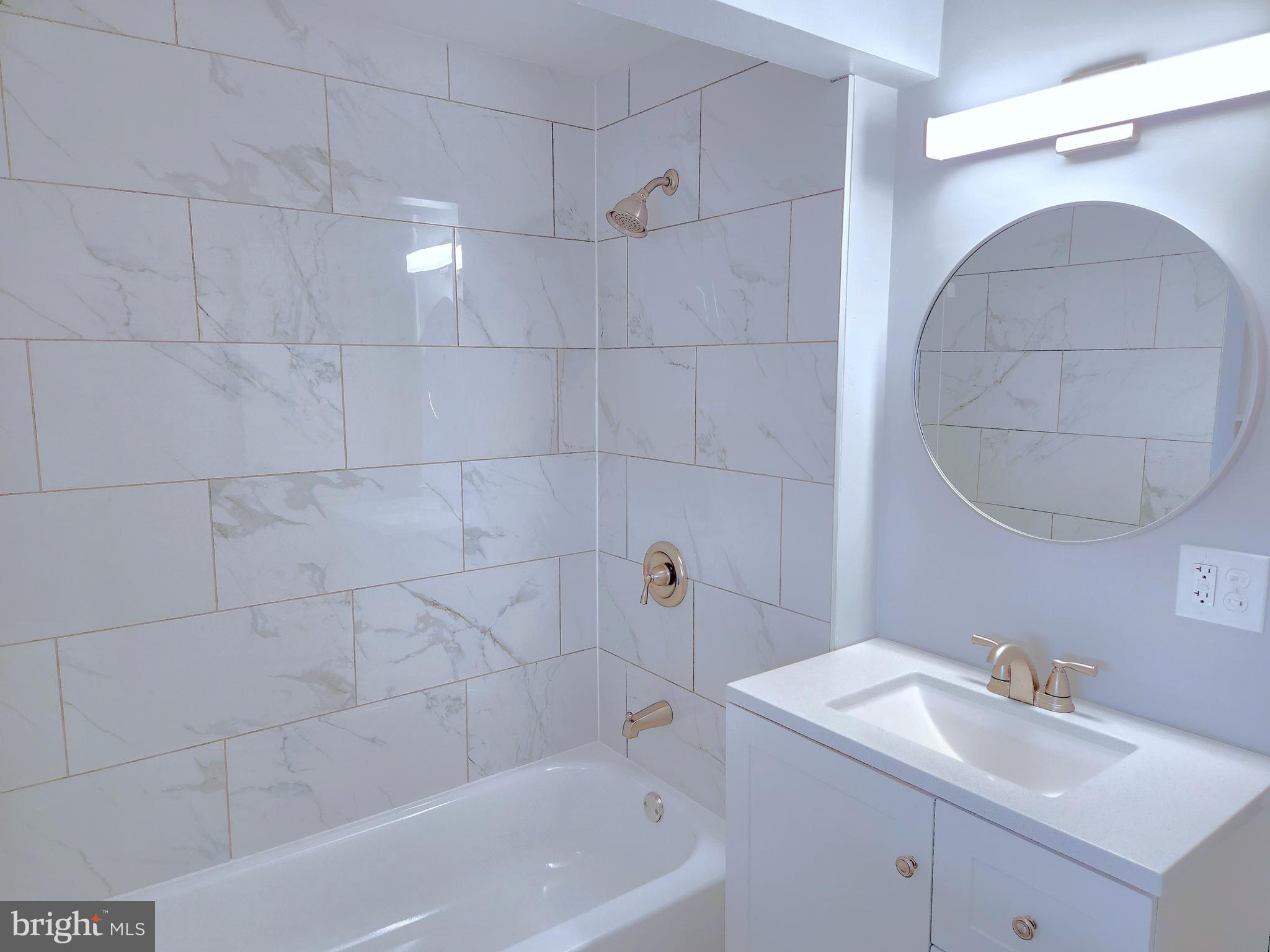 HAWTHORNE - Residential