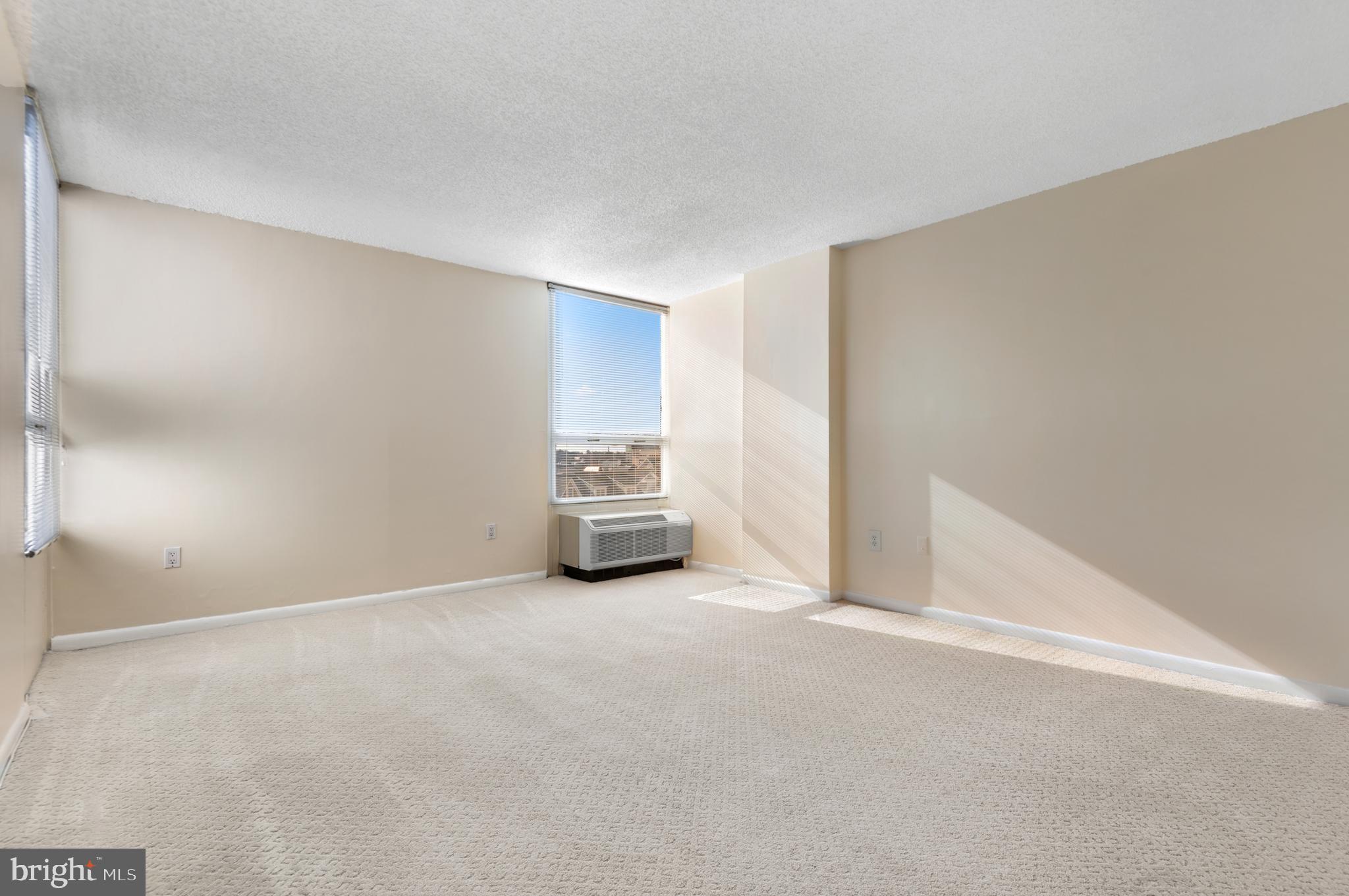 THE RIDGELY - Residential Lease