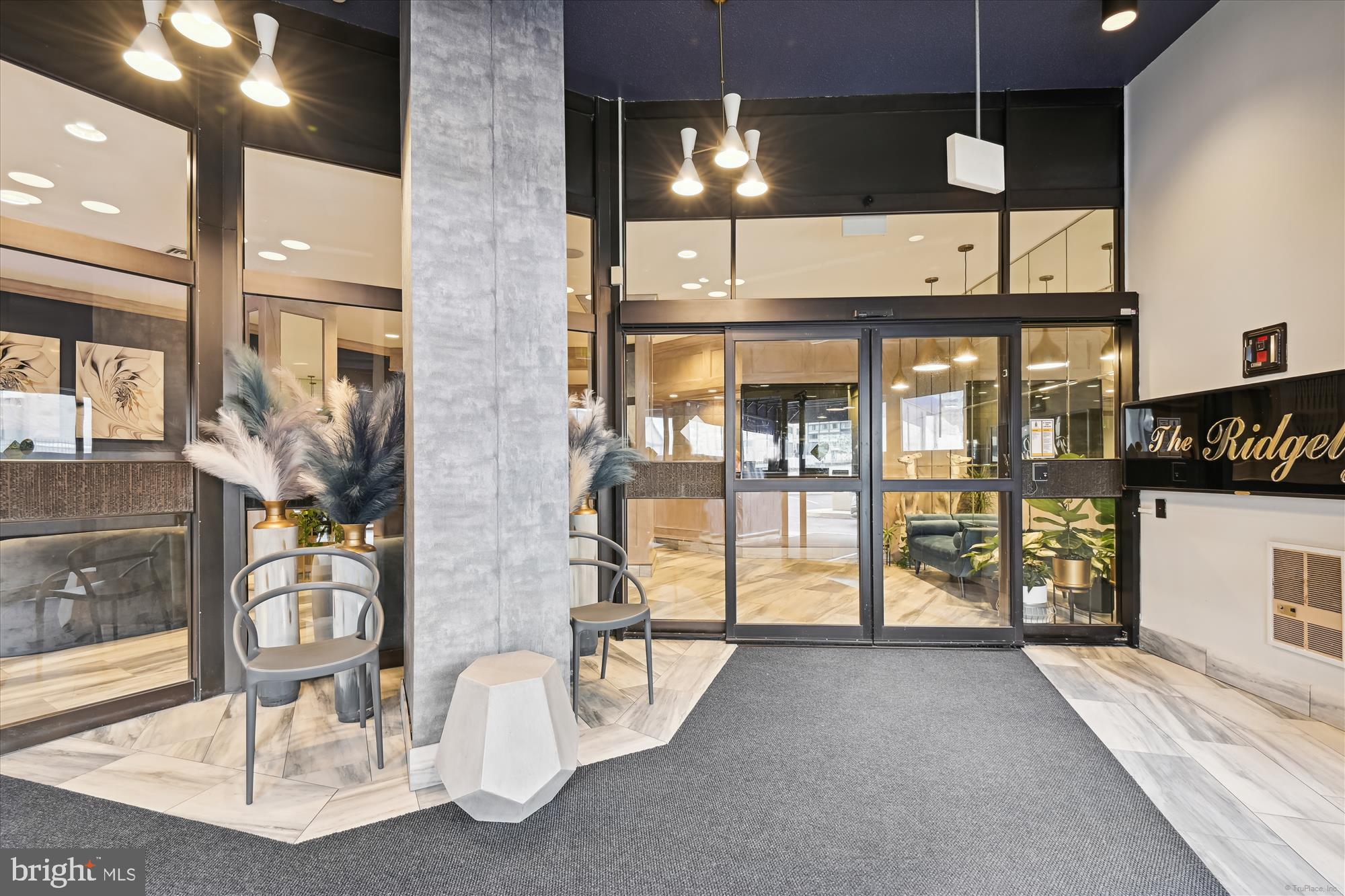 THE RIDGELY - Residential Lease