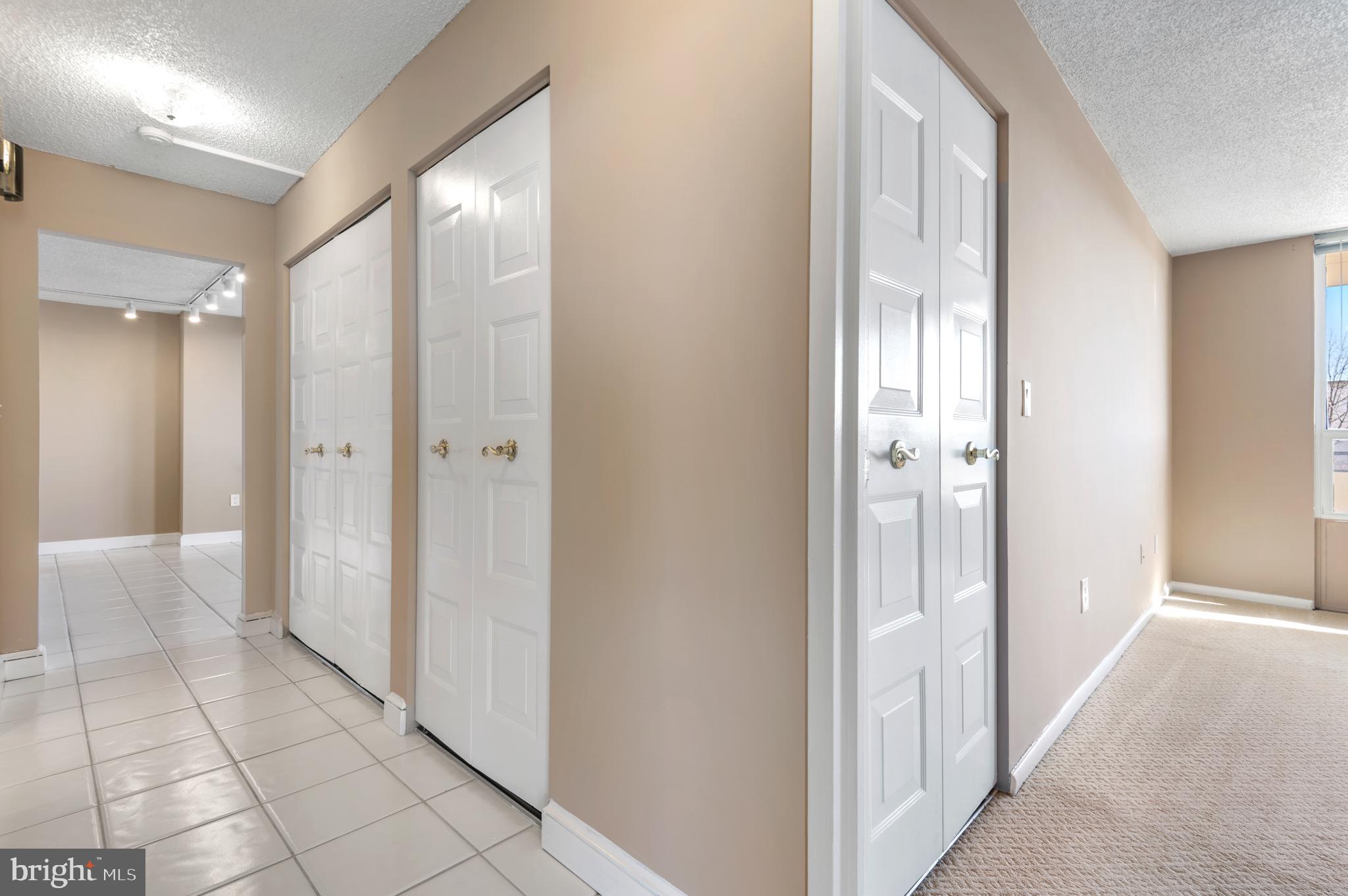 THE RIDGELY - Residential Lease