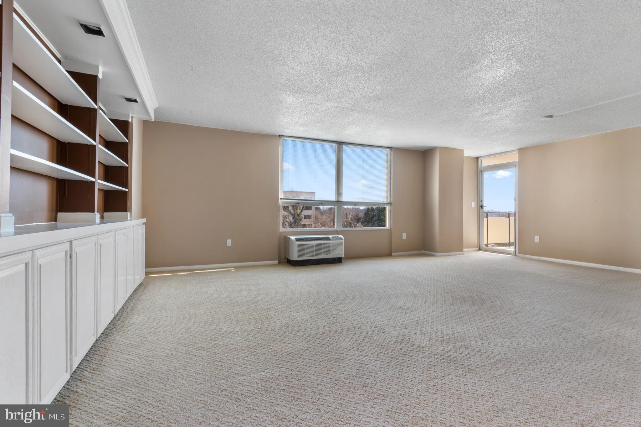 THE RIDGELY - Residential Lease