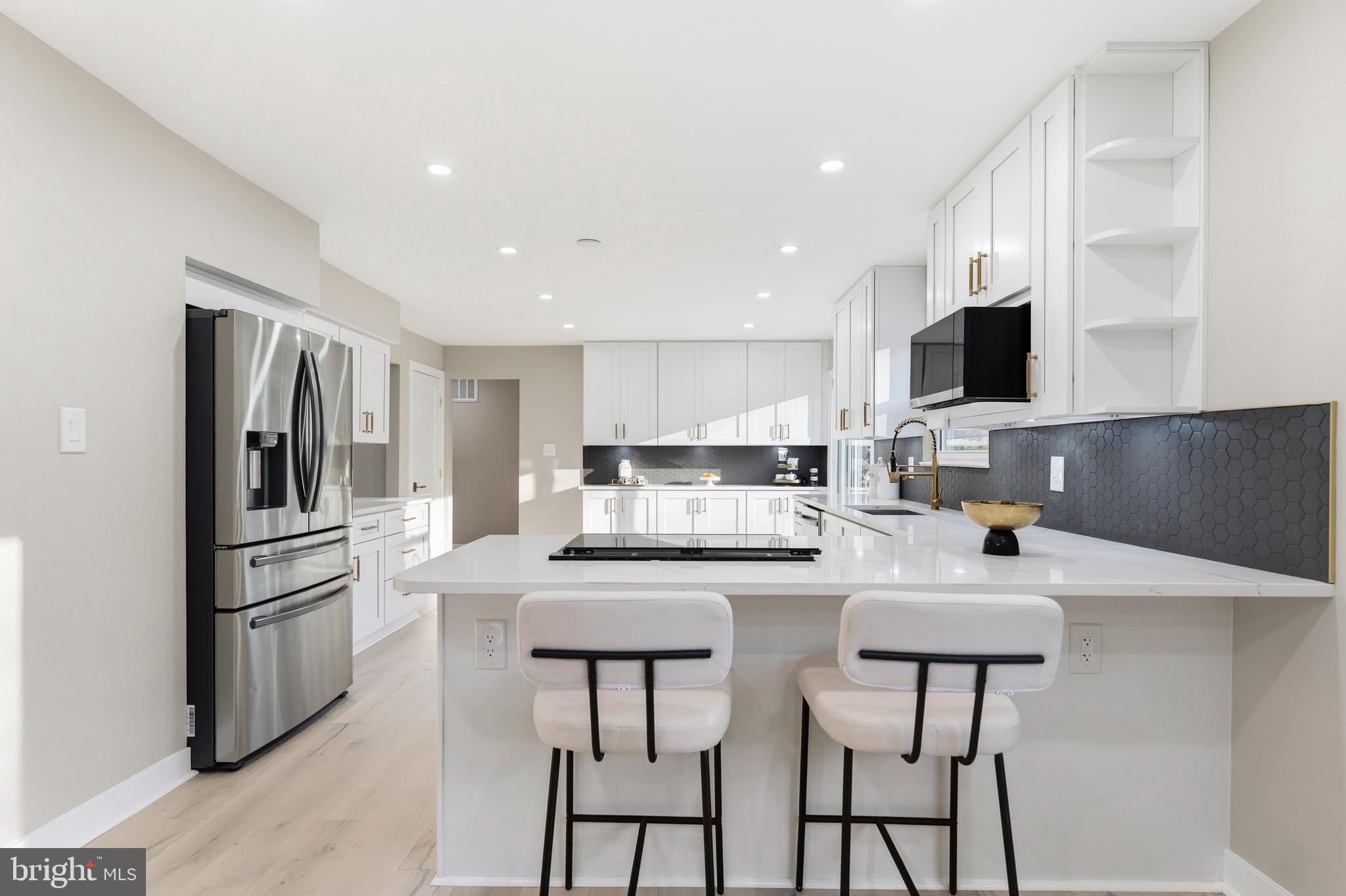 RESTON - Residential