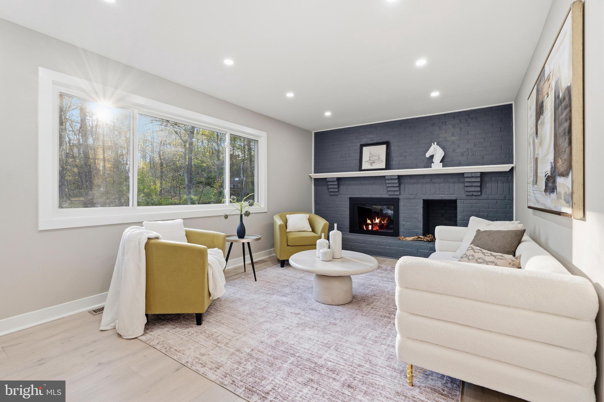 RESTON - Residential