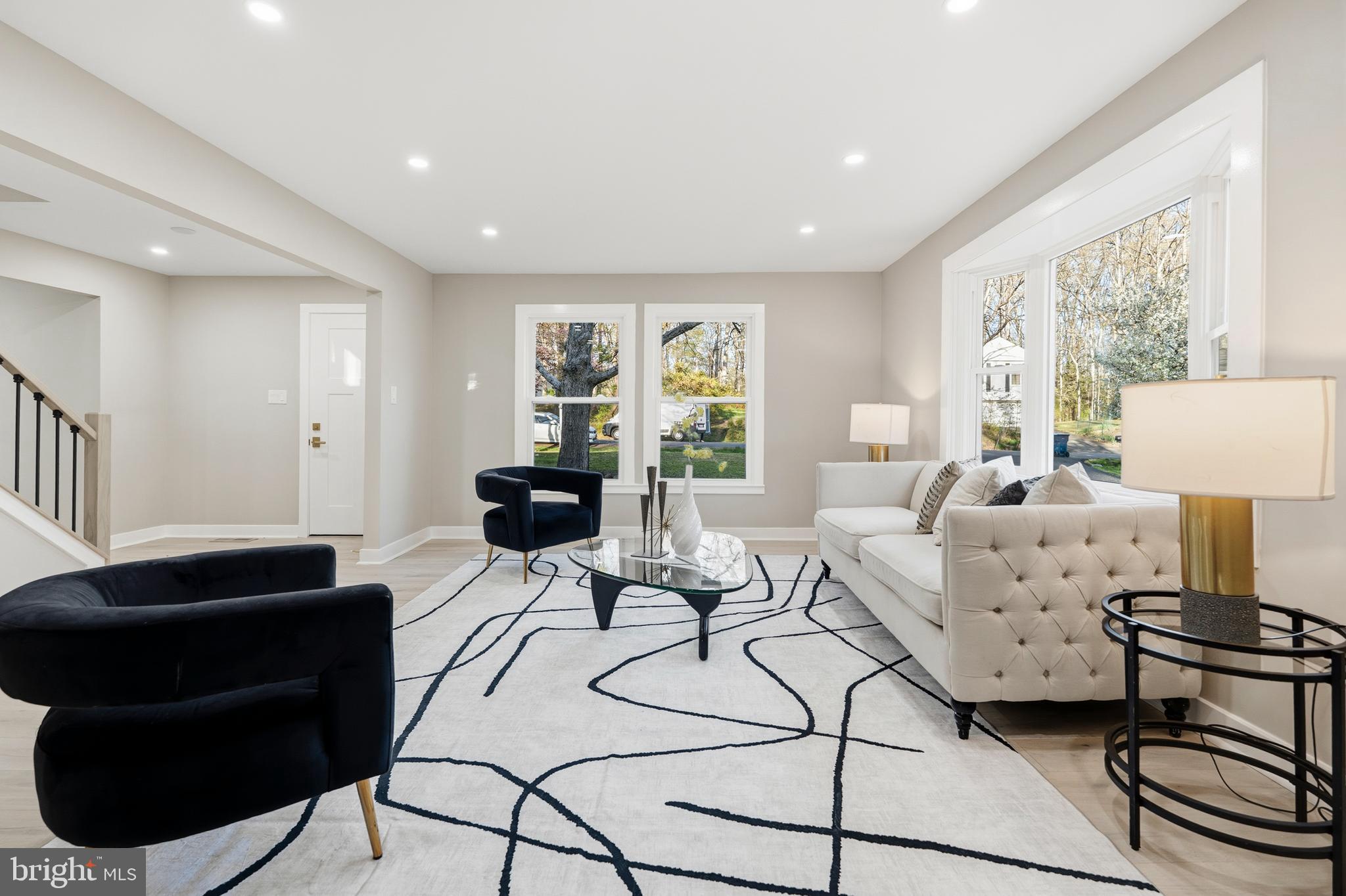 RESTON - Residential