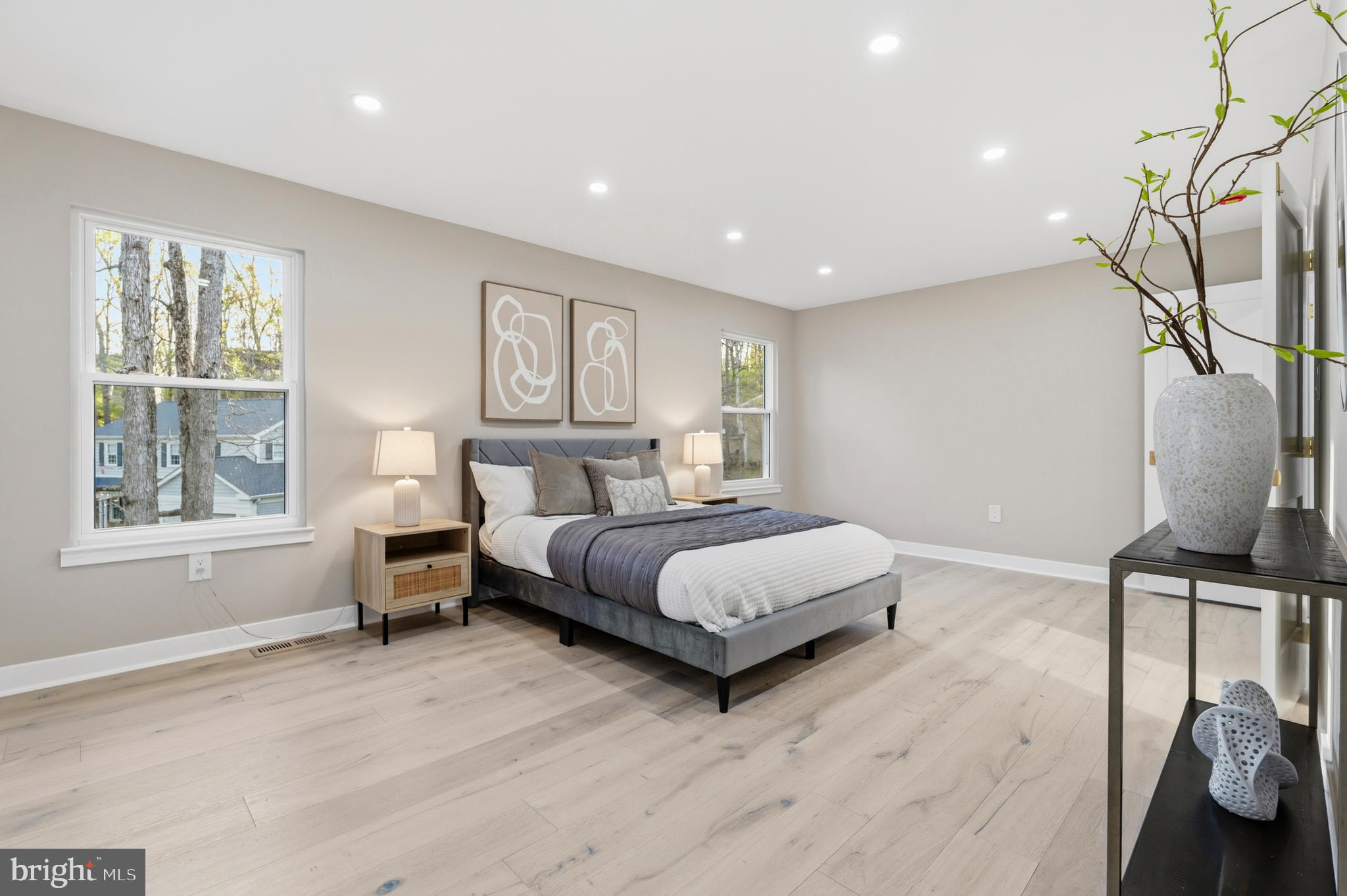 RESTON - Residential