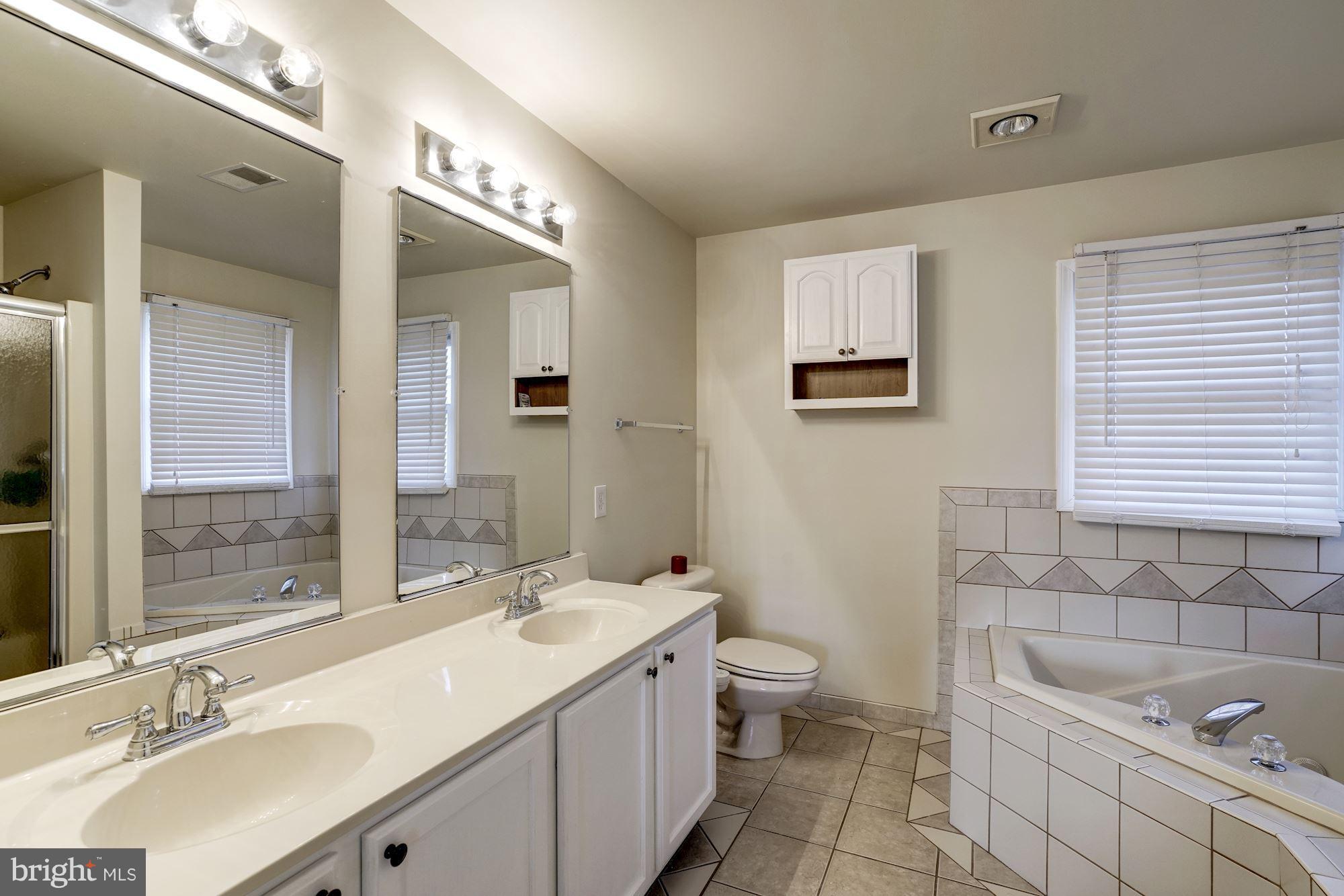 YORKSHIRE ACRES - Residential