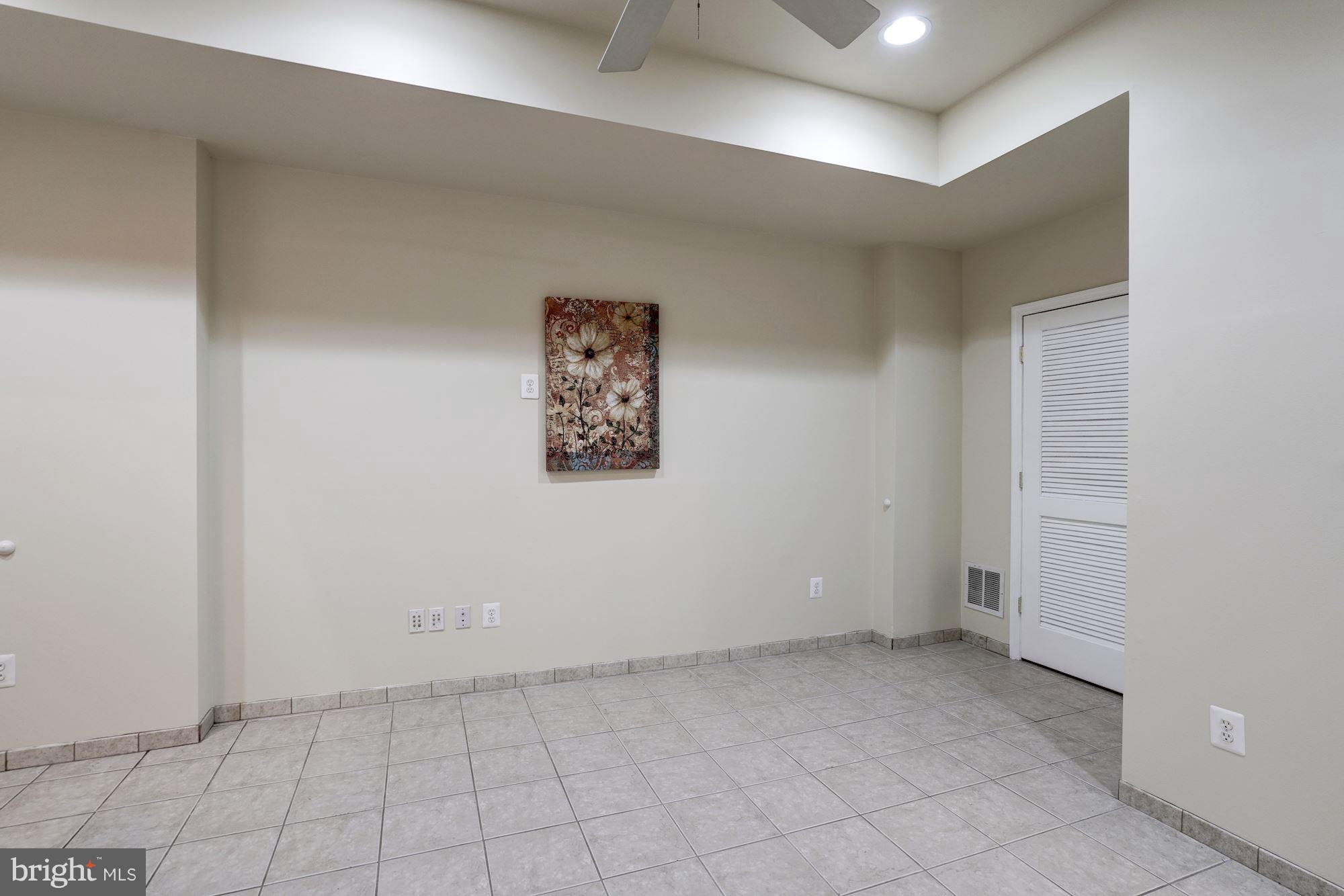 YORKSHIRE ACRES - Residential