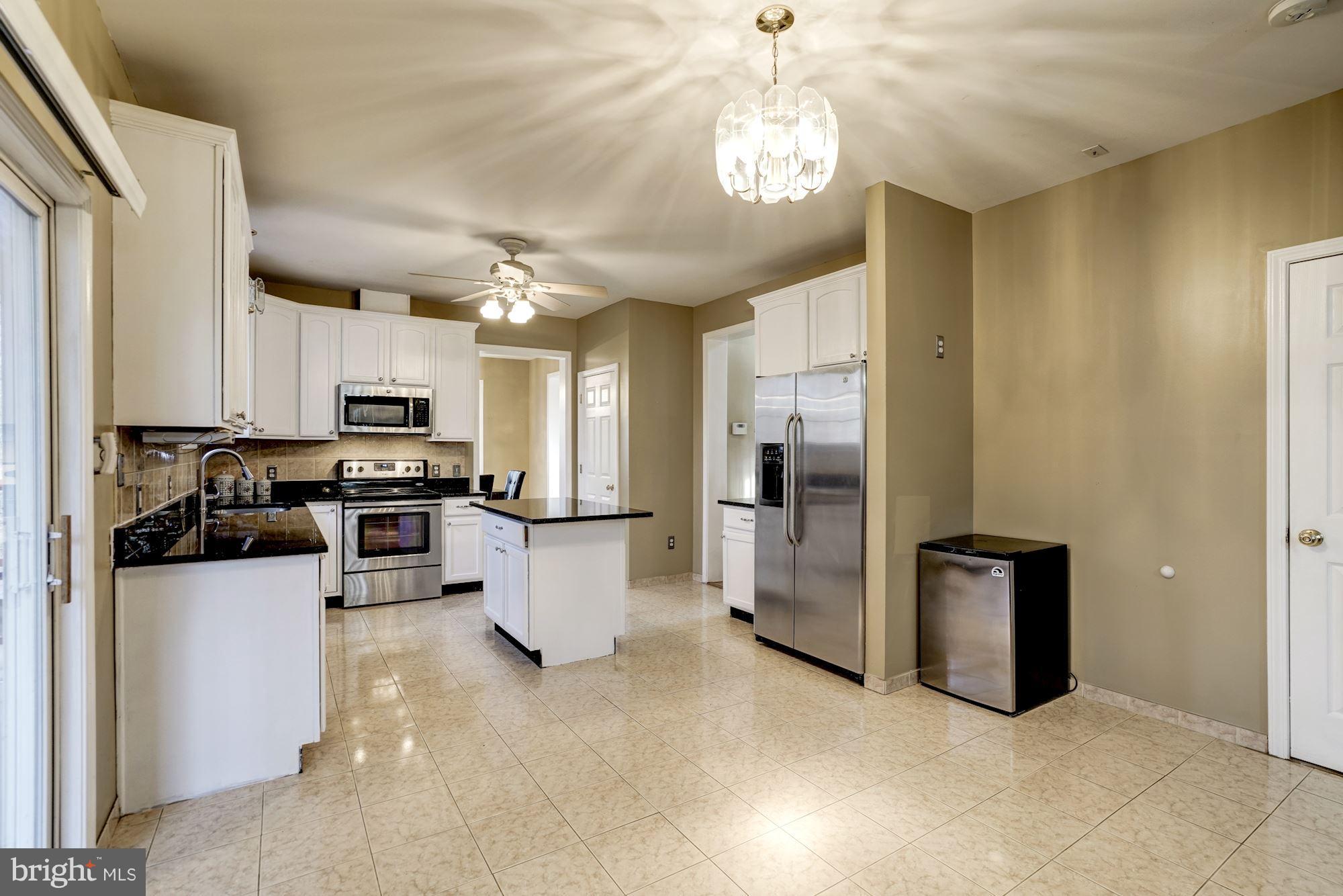 YORKSHIRE ACRES - Residential