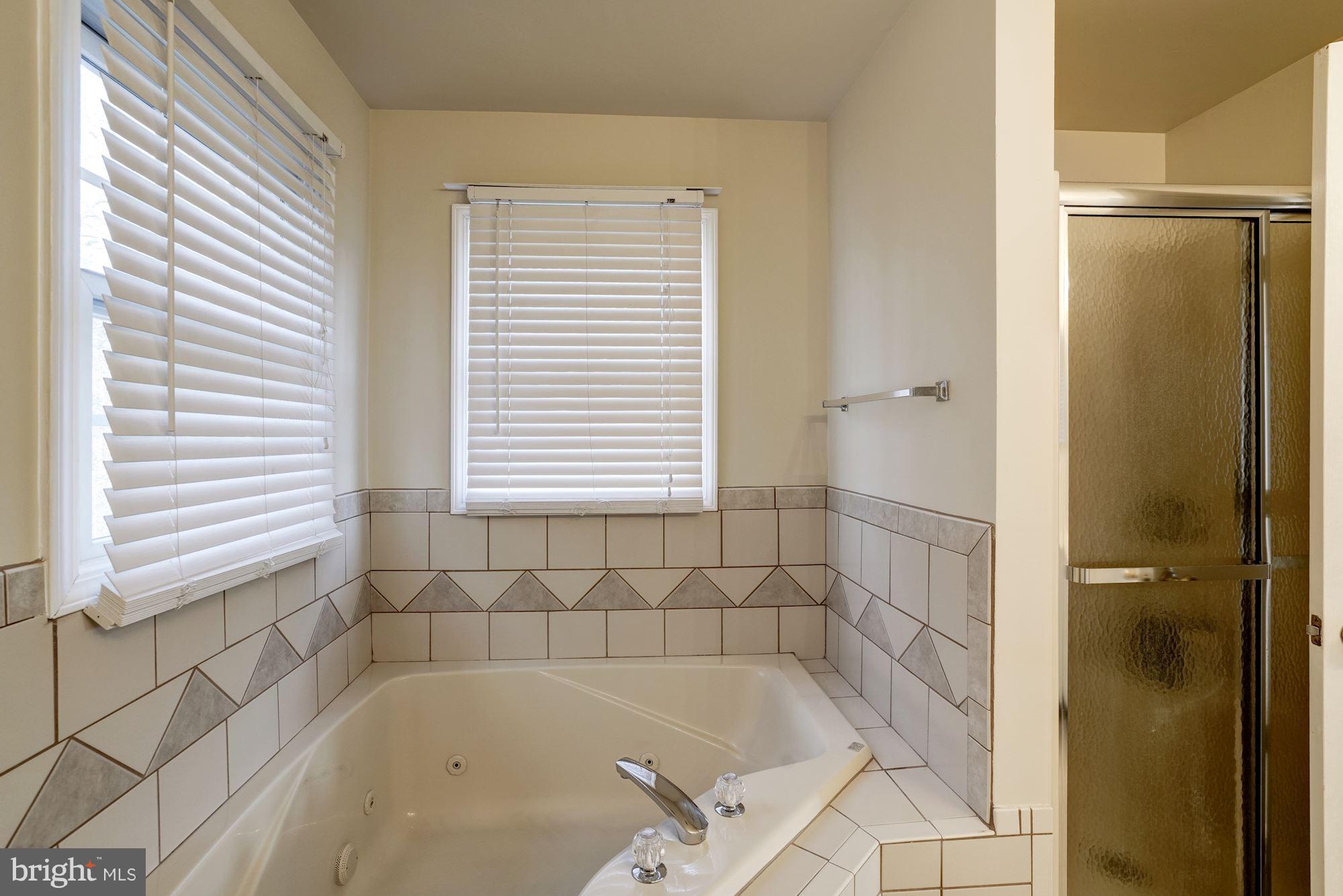 YORKSHIRE ACRES - Residential