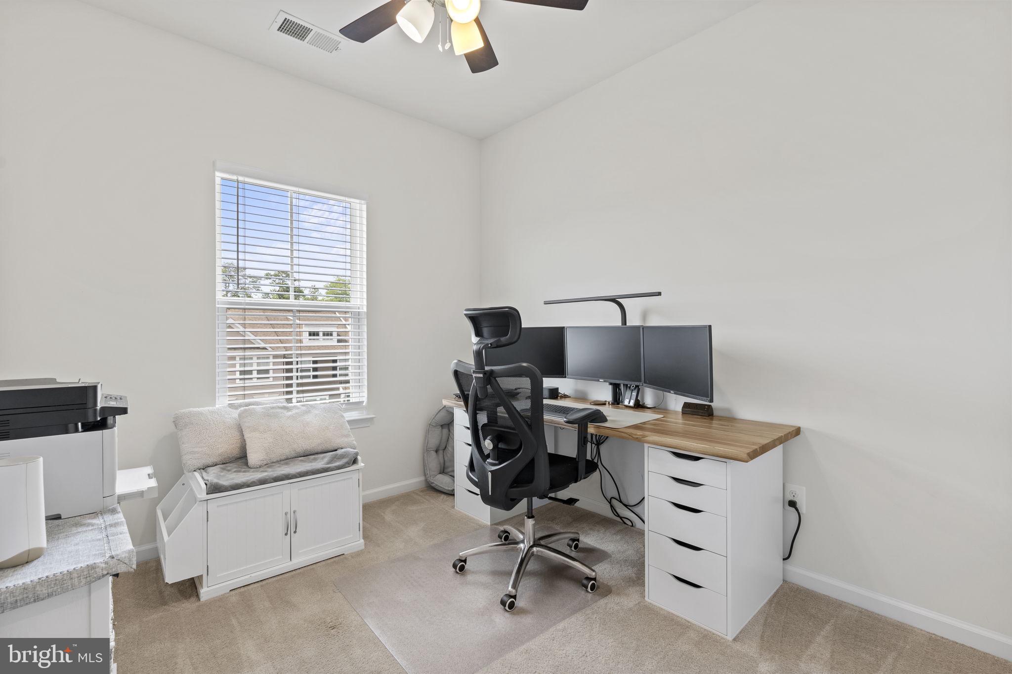 BRADLEY SQUARE - Residential