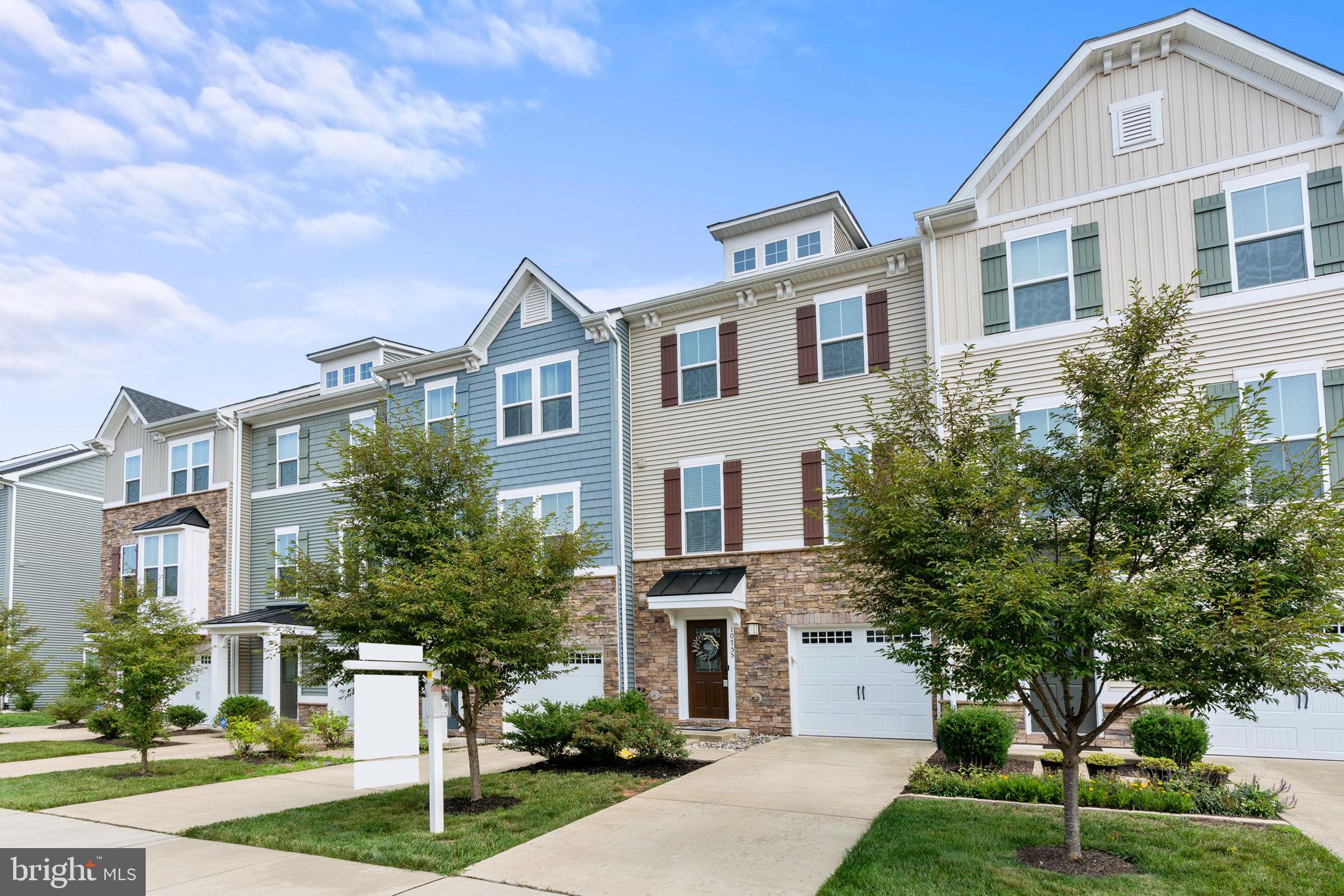 BRADLEY SQUARE - Residential