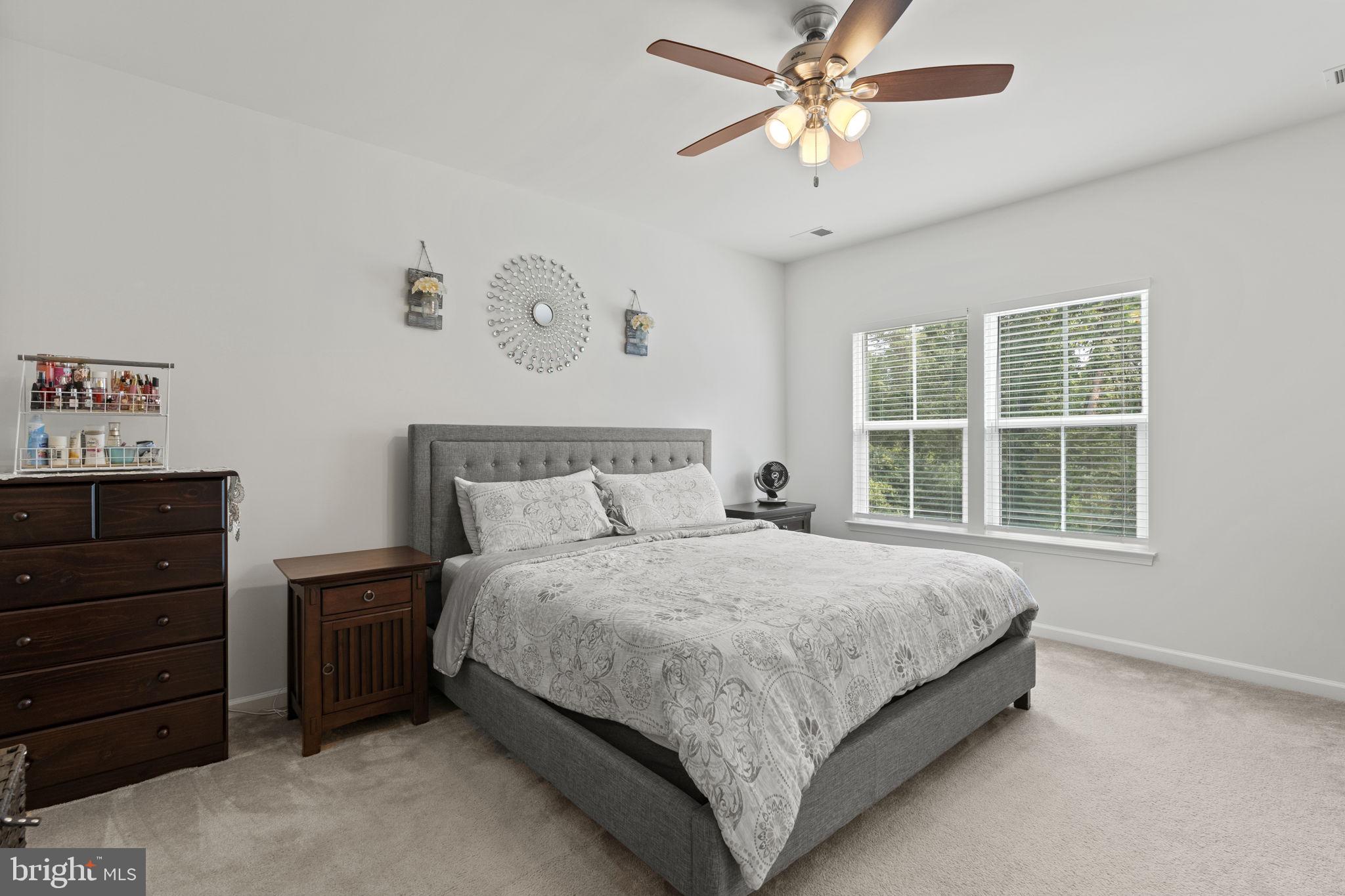 BRADLEY SQUARE - Residential