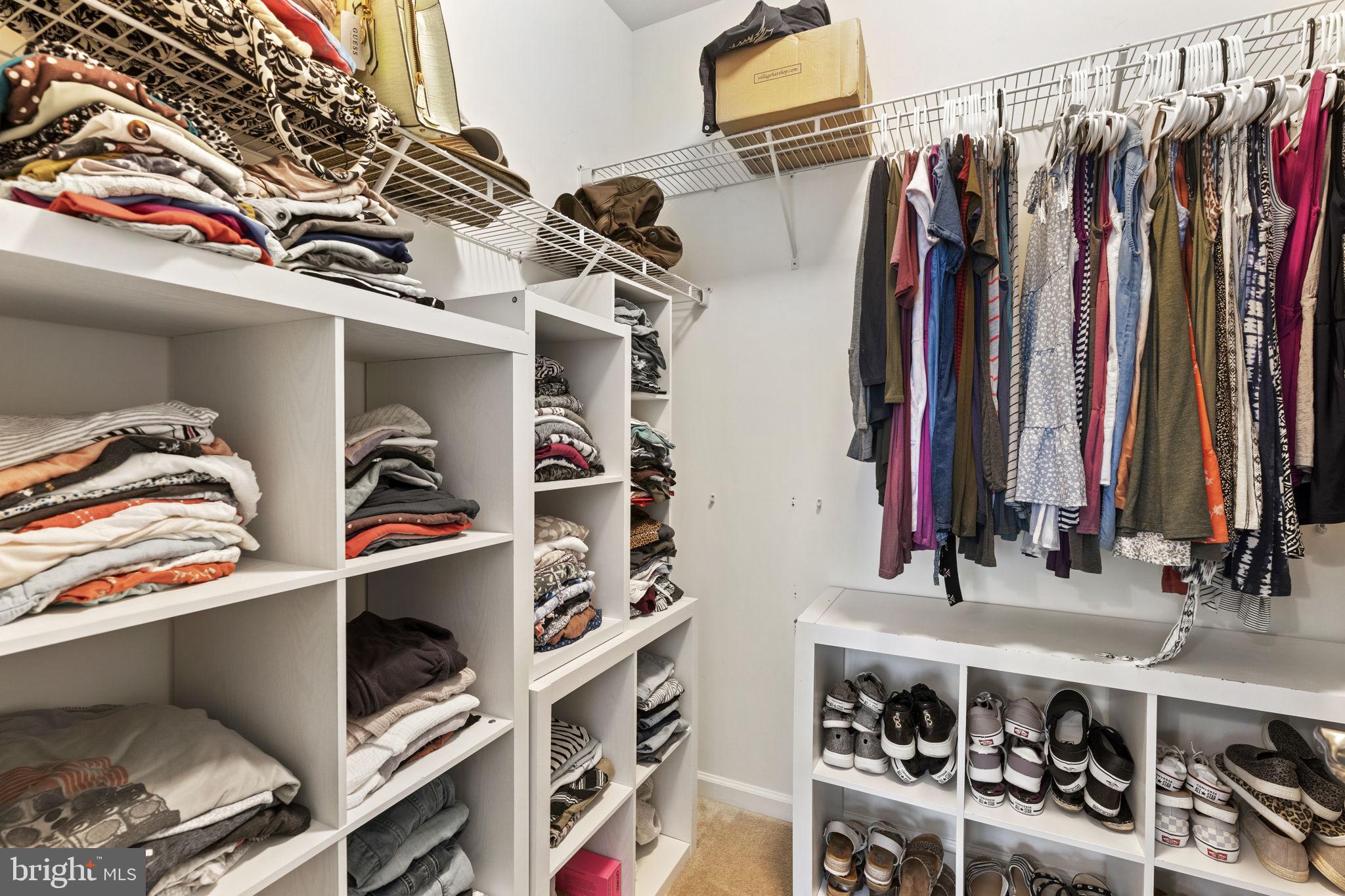 BRADLEY SQUARE - Residential