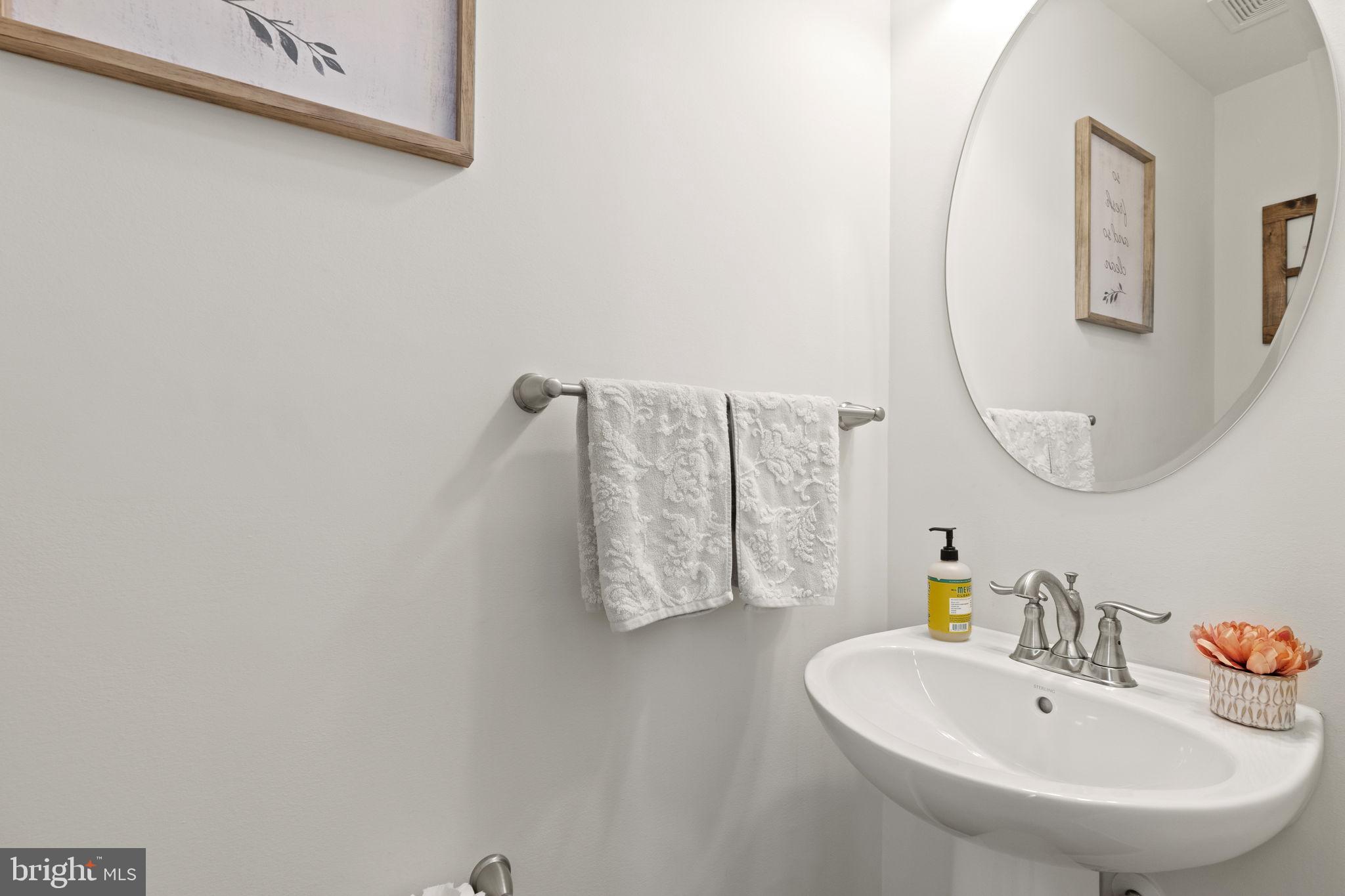 BRADLEY SQUARE - Residential