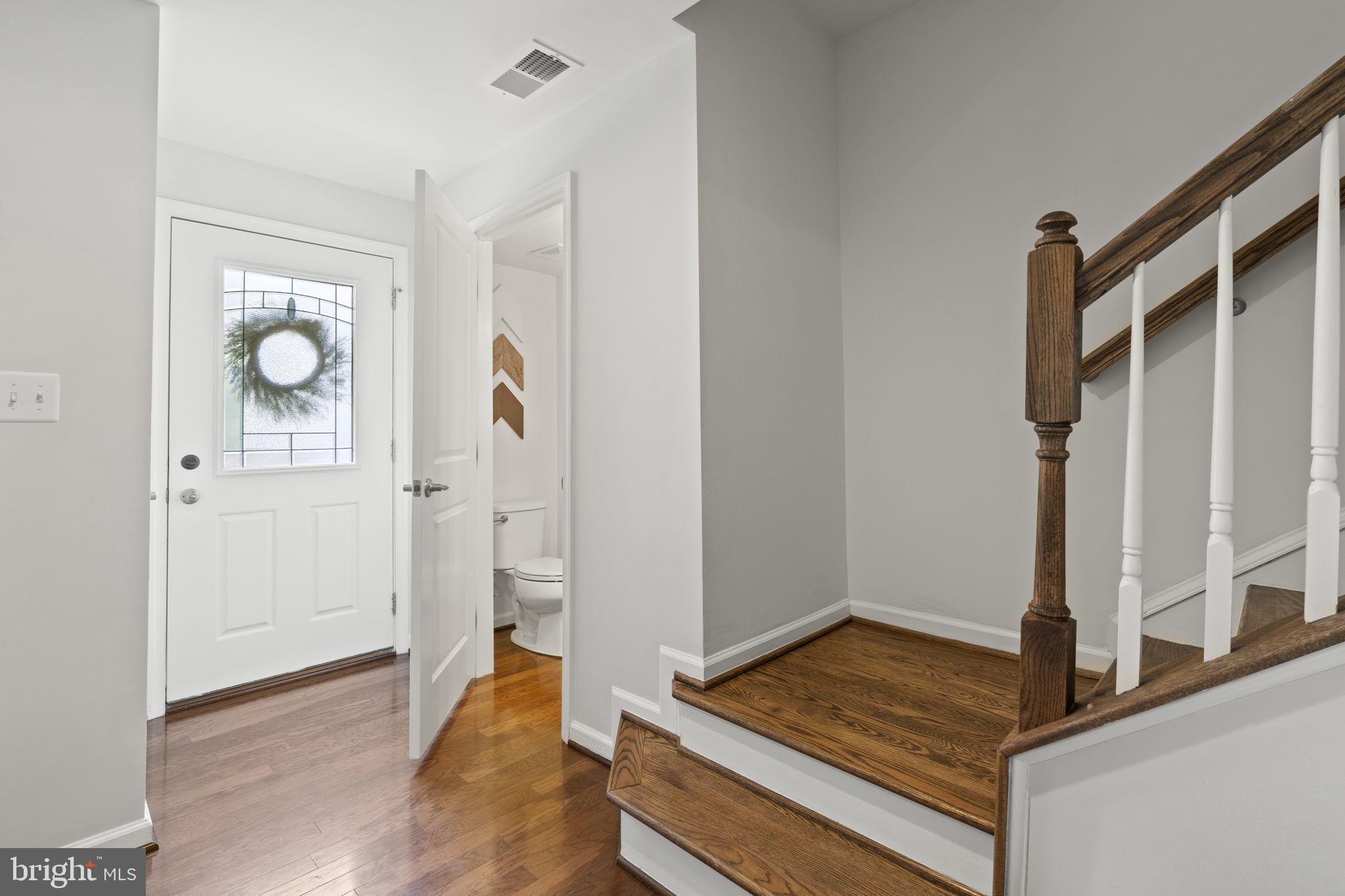 BRADLEY SQUARE - Residential