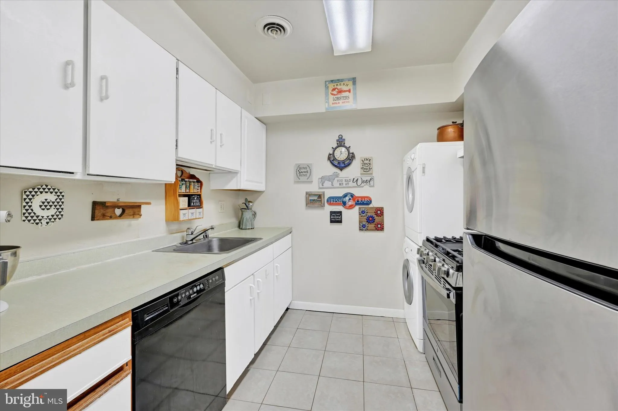 Annapolis, Maryland 21401, United States, 1 Bedroom Bedrooms, ,1 BathroomBathrooms,Residential,Coming Soon,214834