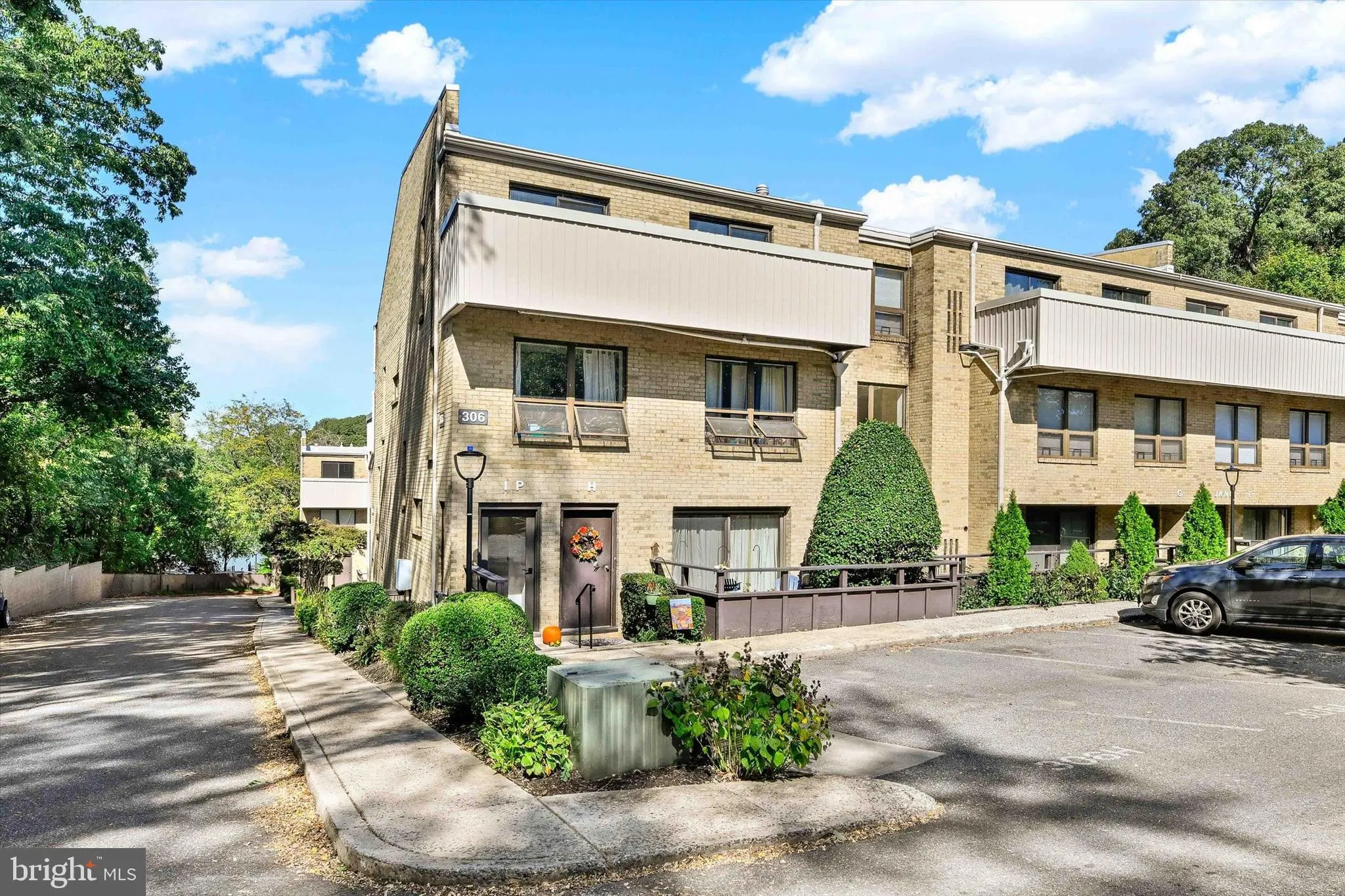 Annapolis, Maryland 21401, United States, 1 Bedroom Bedrooms, ,1 BathroomBathrooms,Residential,Coming Soon,214834