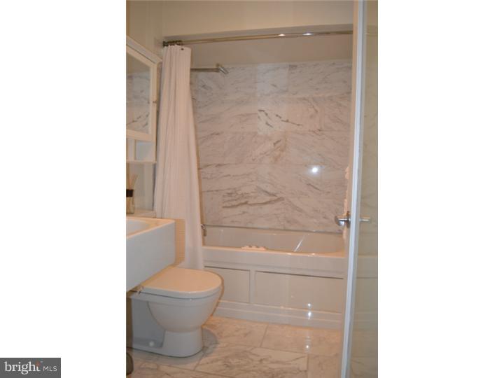 GRADUATE HOSPITAL - Residential Lease