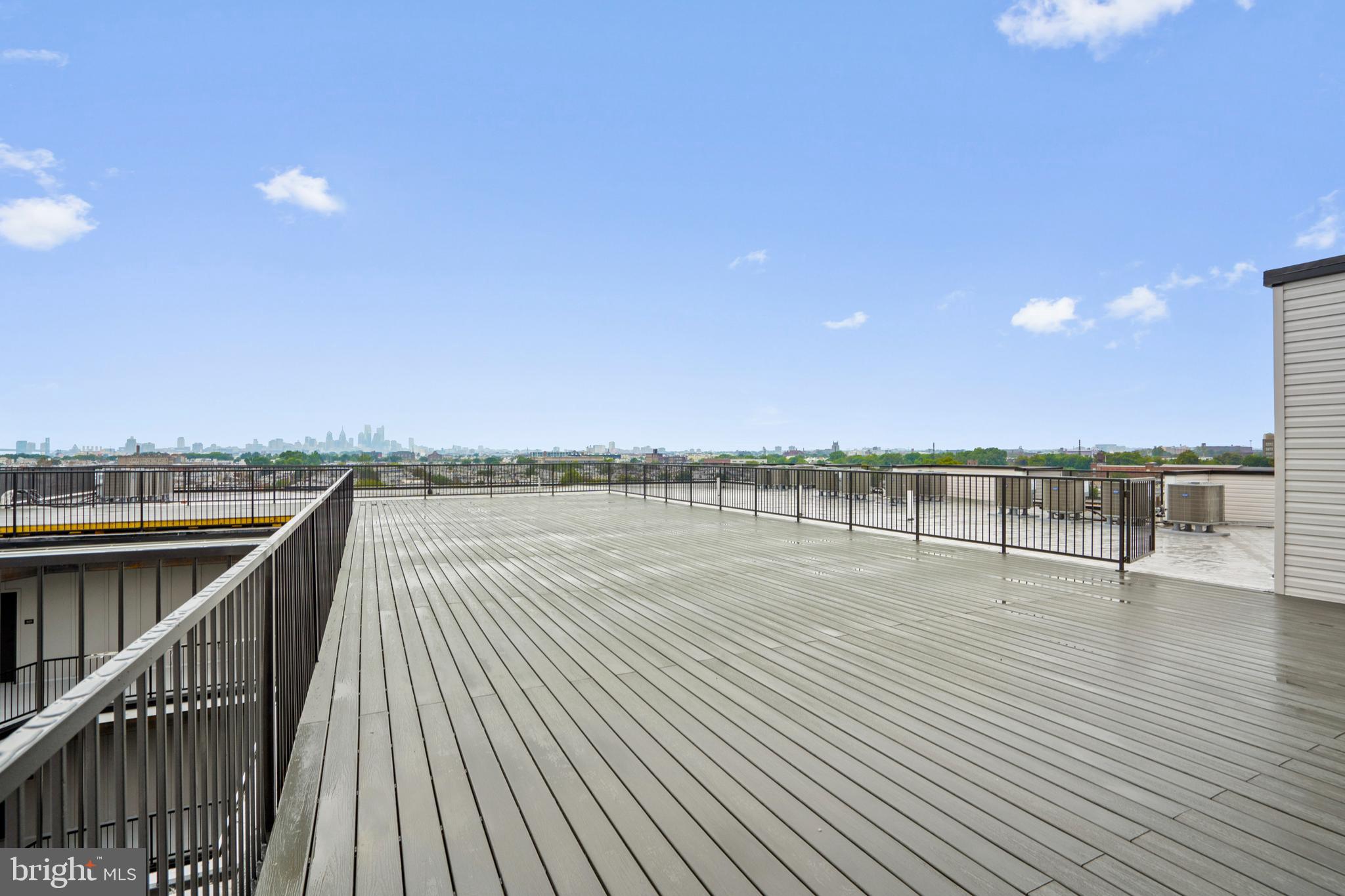 PORT RICHMOND - Residential Lease