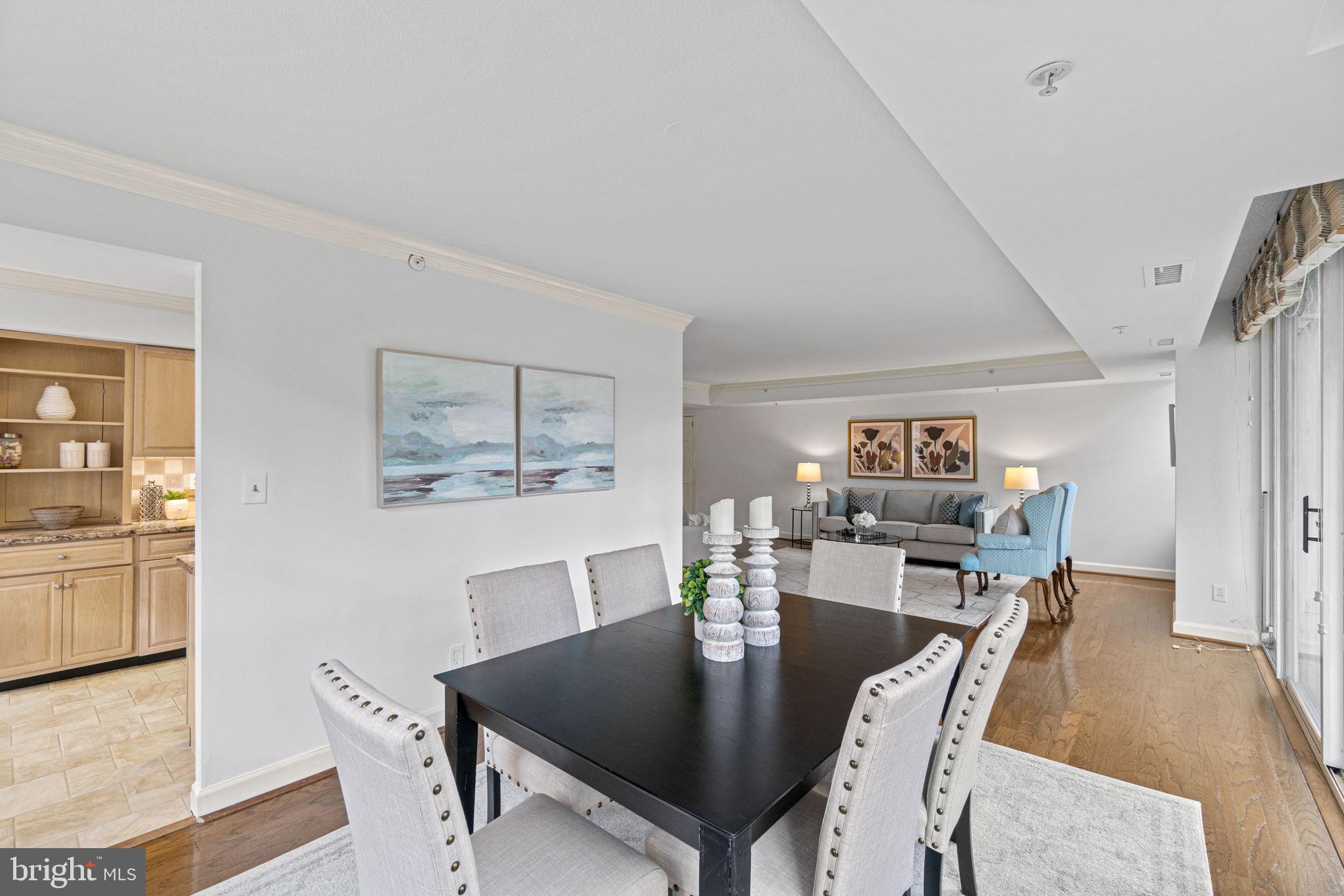 MADISON PARK CONDOMINIUMS - Residential