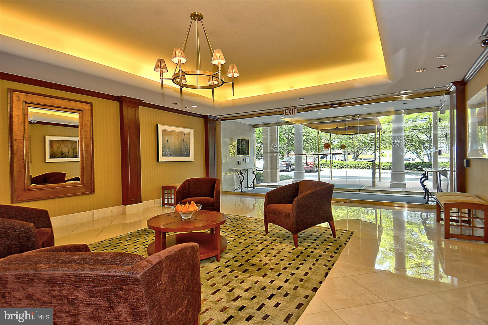 MADISON PARK CONDOMINIUMS - Residential