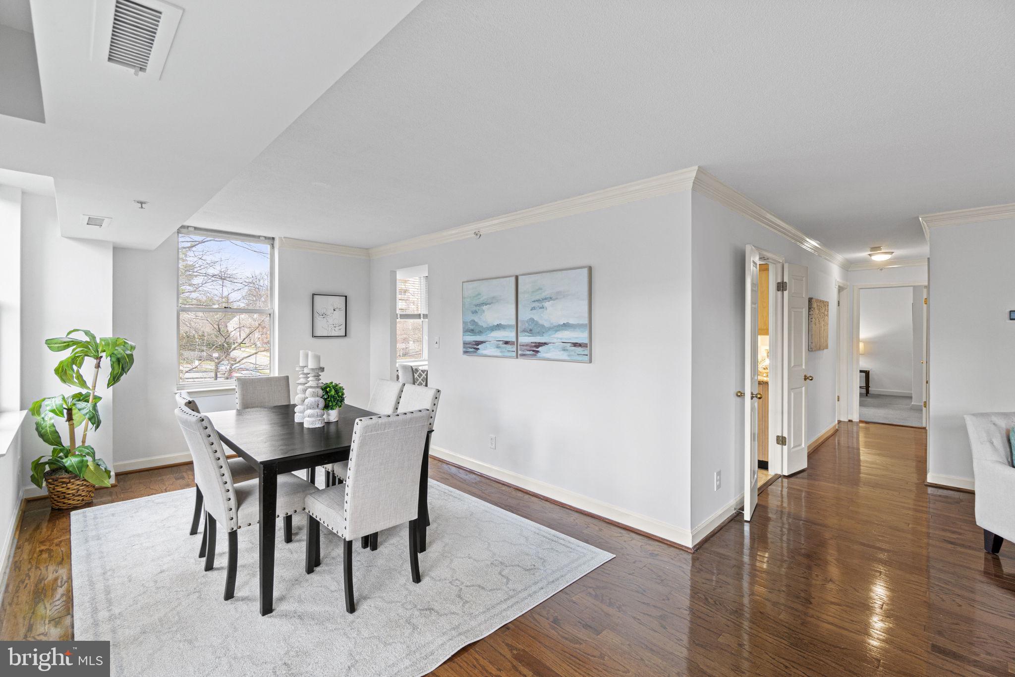 MADISON PARK CONDOMINIUMS - Residential