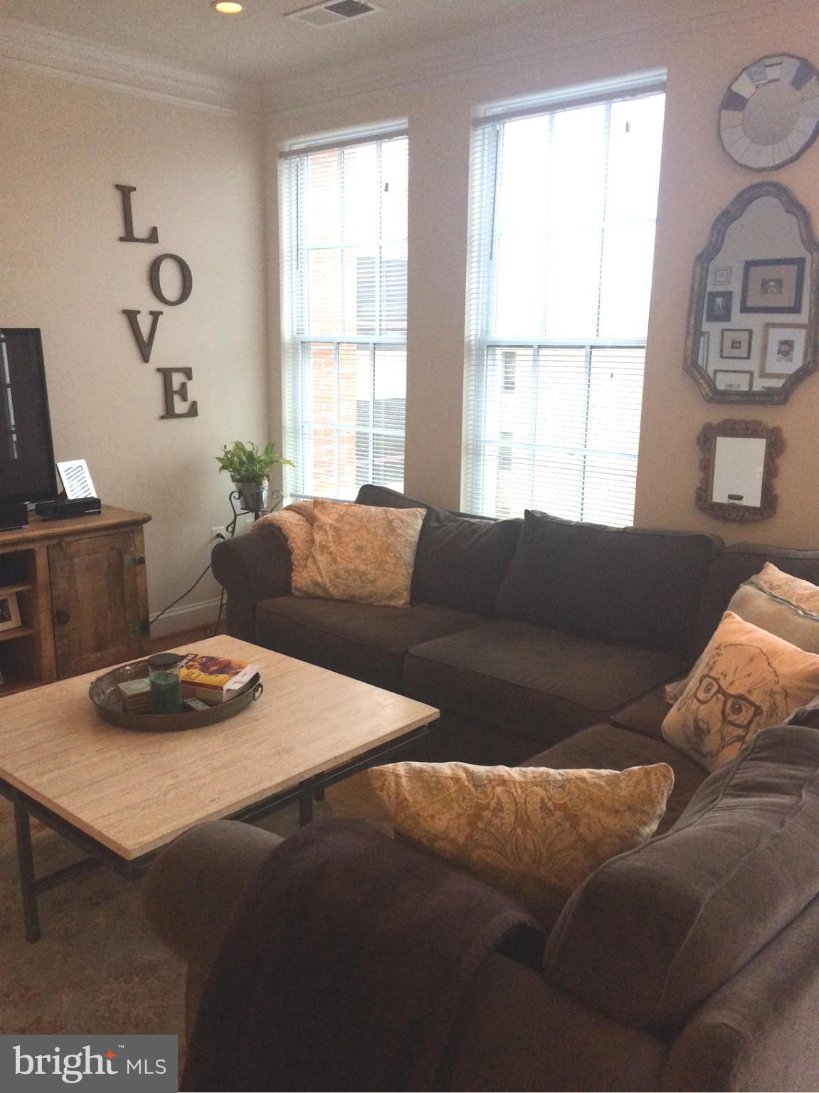 ABINGDON ROW - Residential Lease