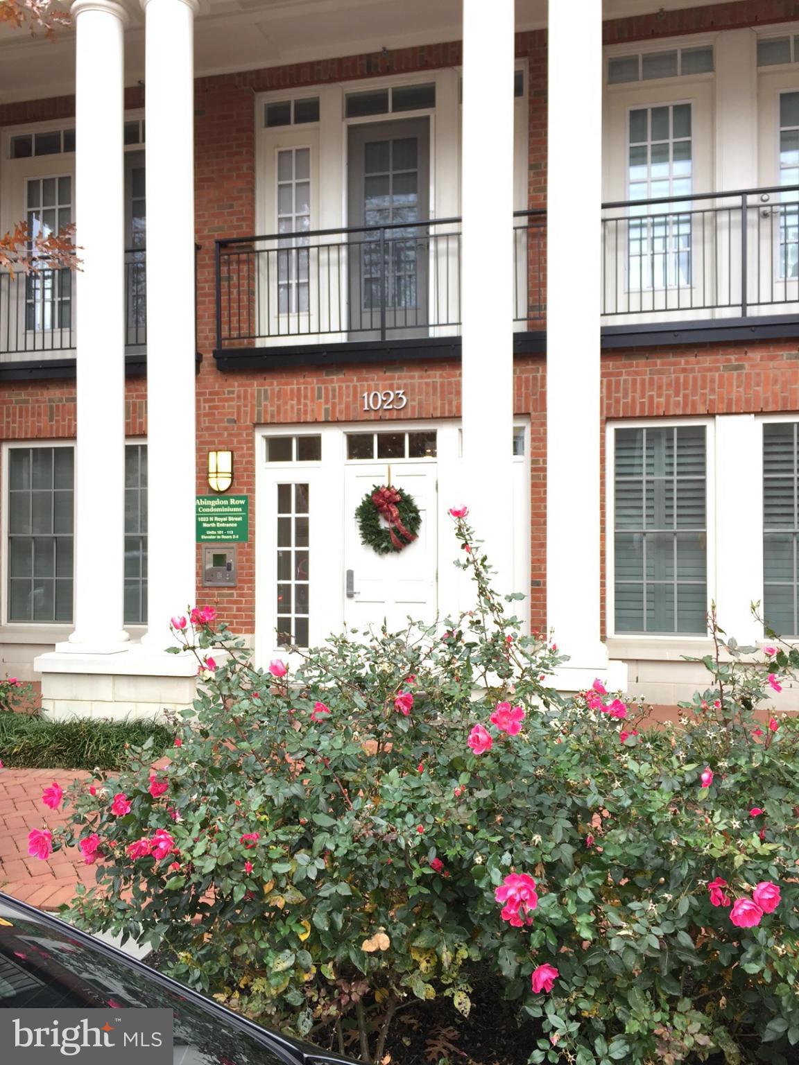 ABINGDON ROW - Residential Lease