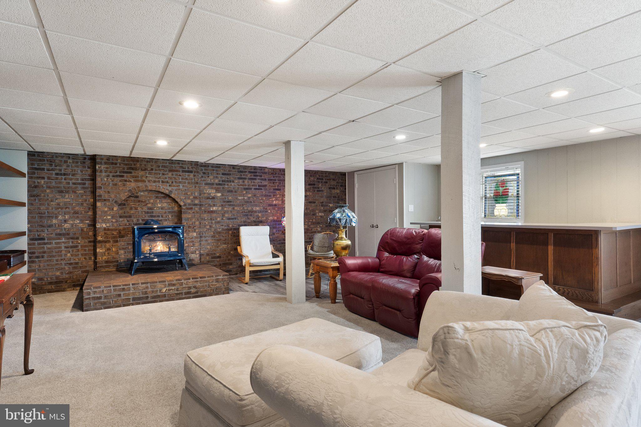 LYNN HEIGHTS - Residential