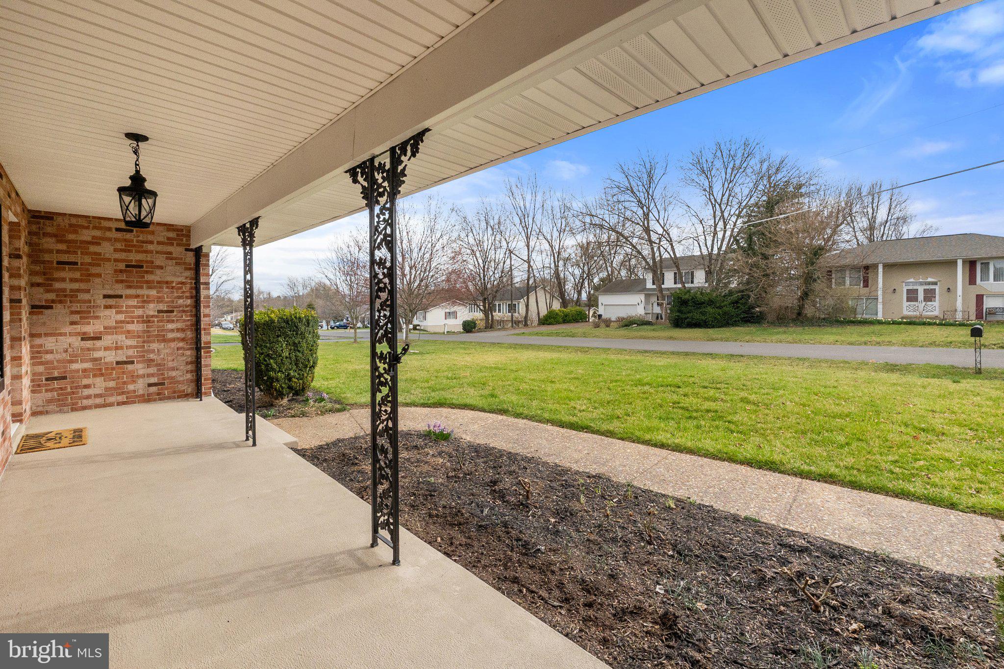 LYNN HEIGHTS - Residential