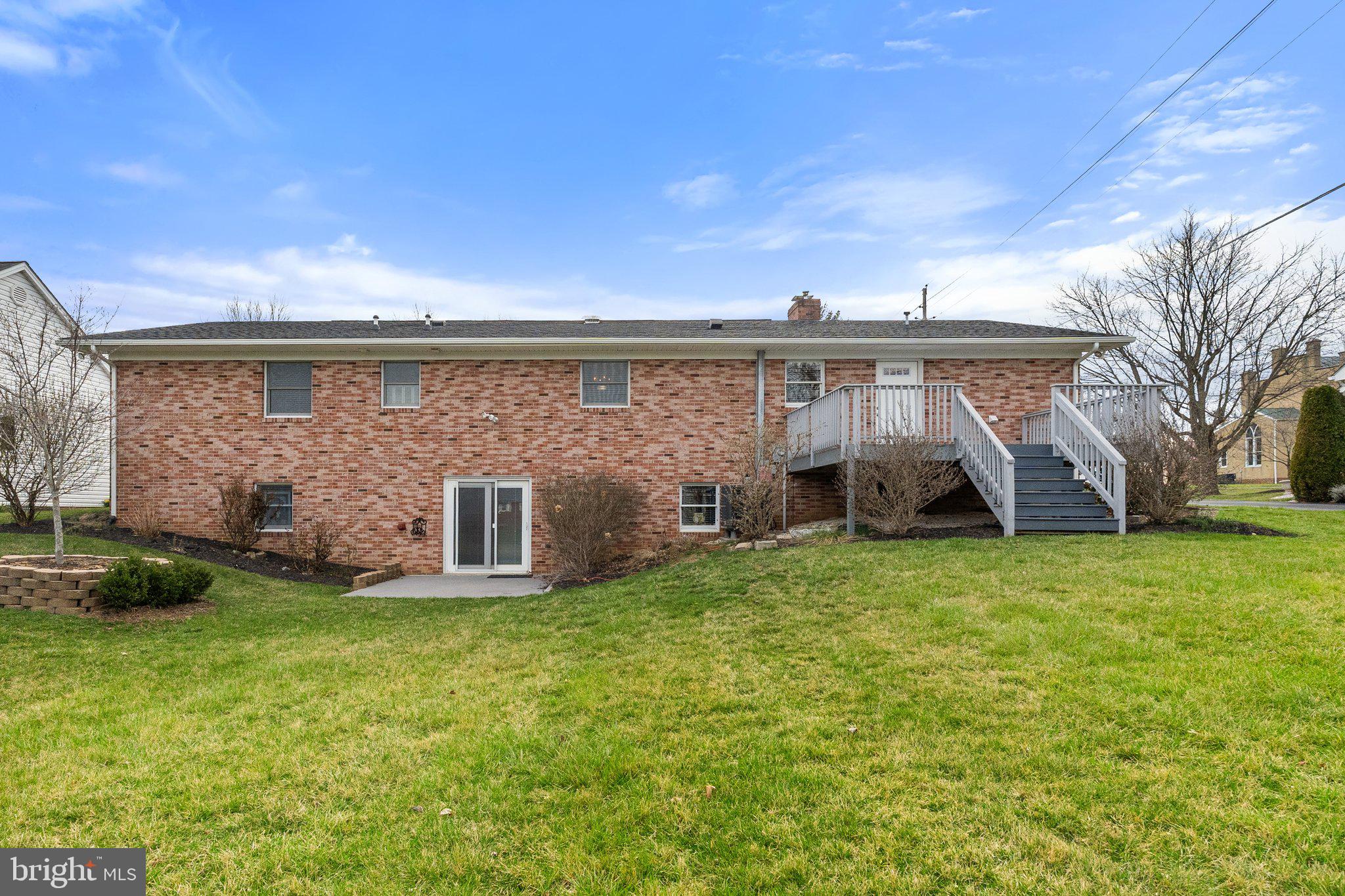 LYNN HEIGHTS - Residential