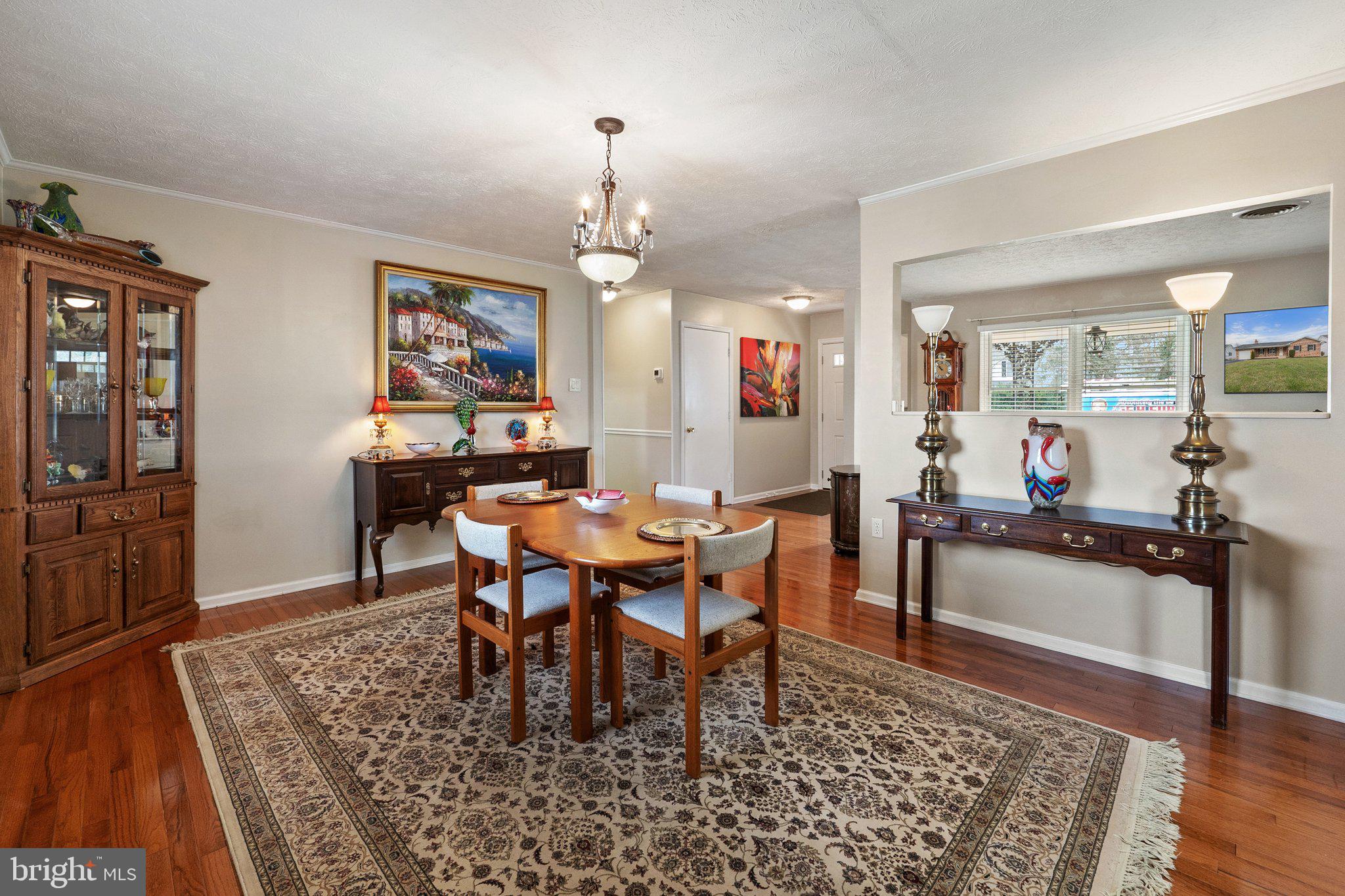 LYNN HEIGHTS - Residential