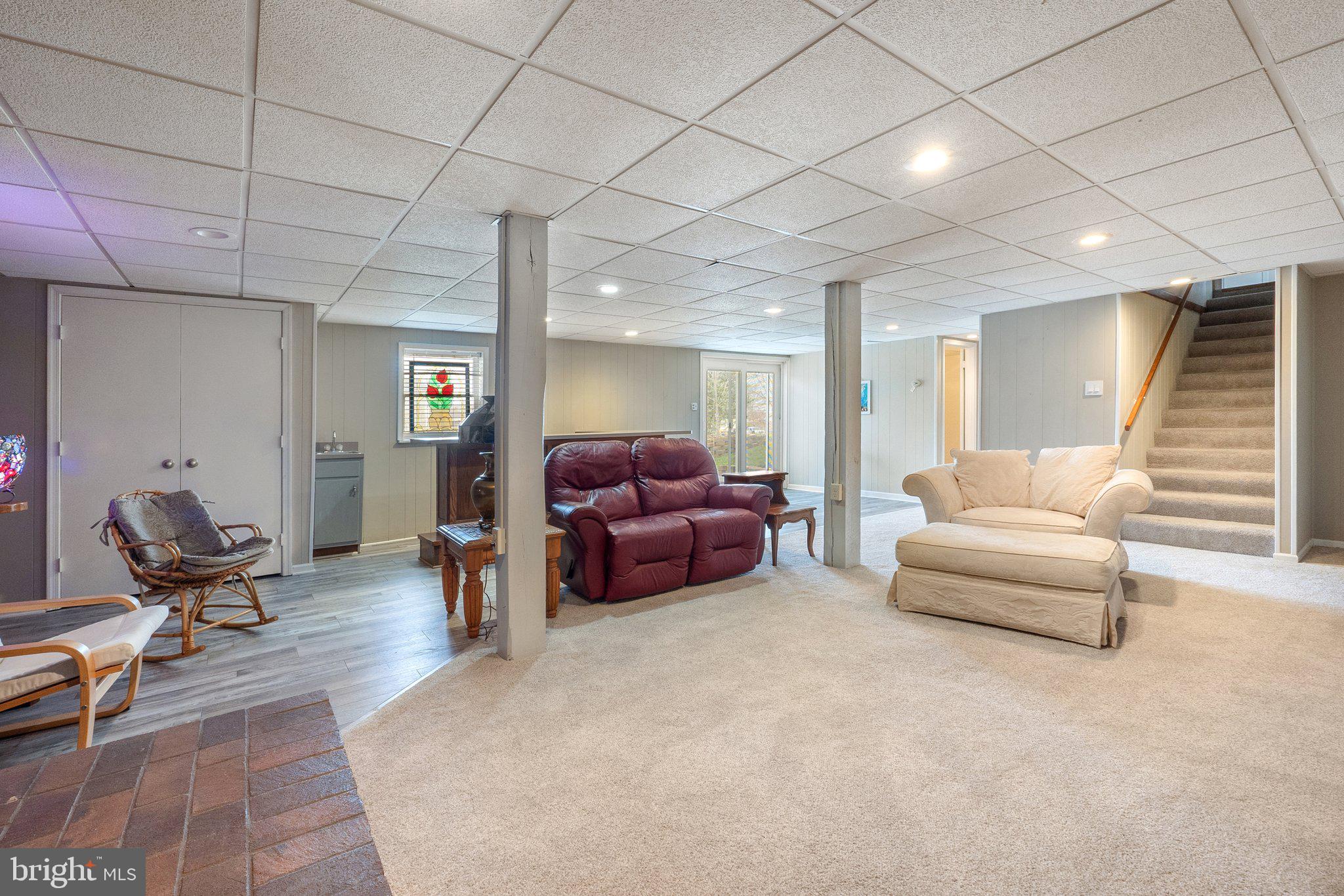 LYNN HEIGHTS - Residential