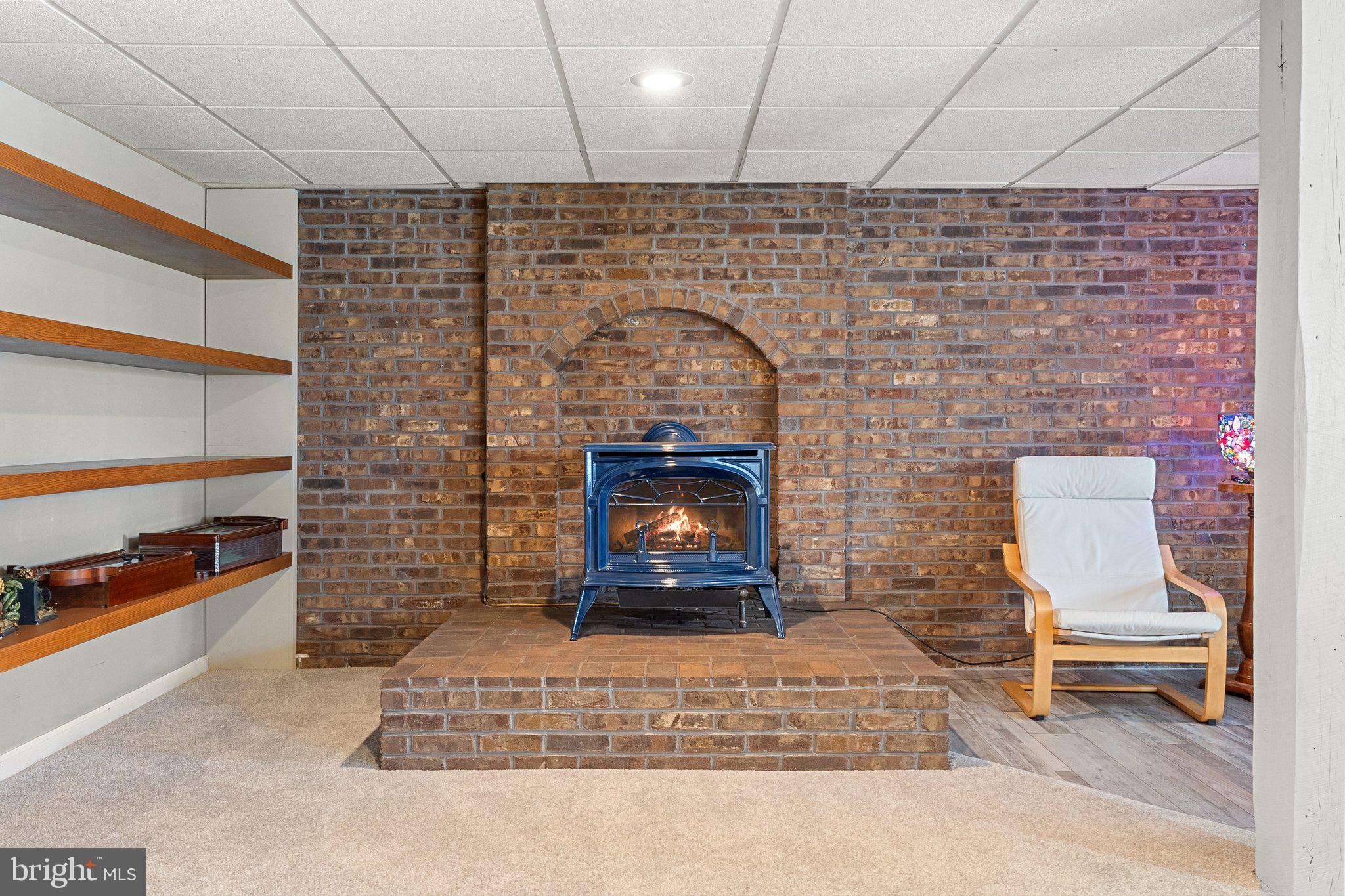 LYNN HEIGHTS - Residential