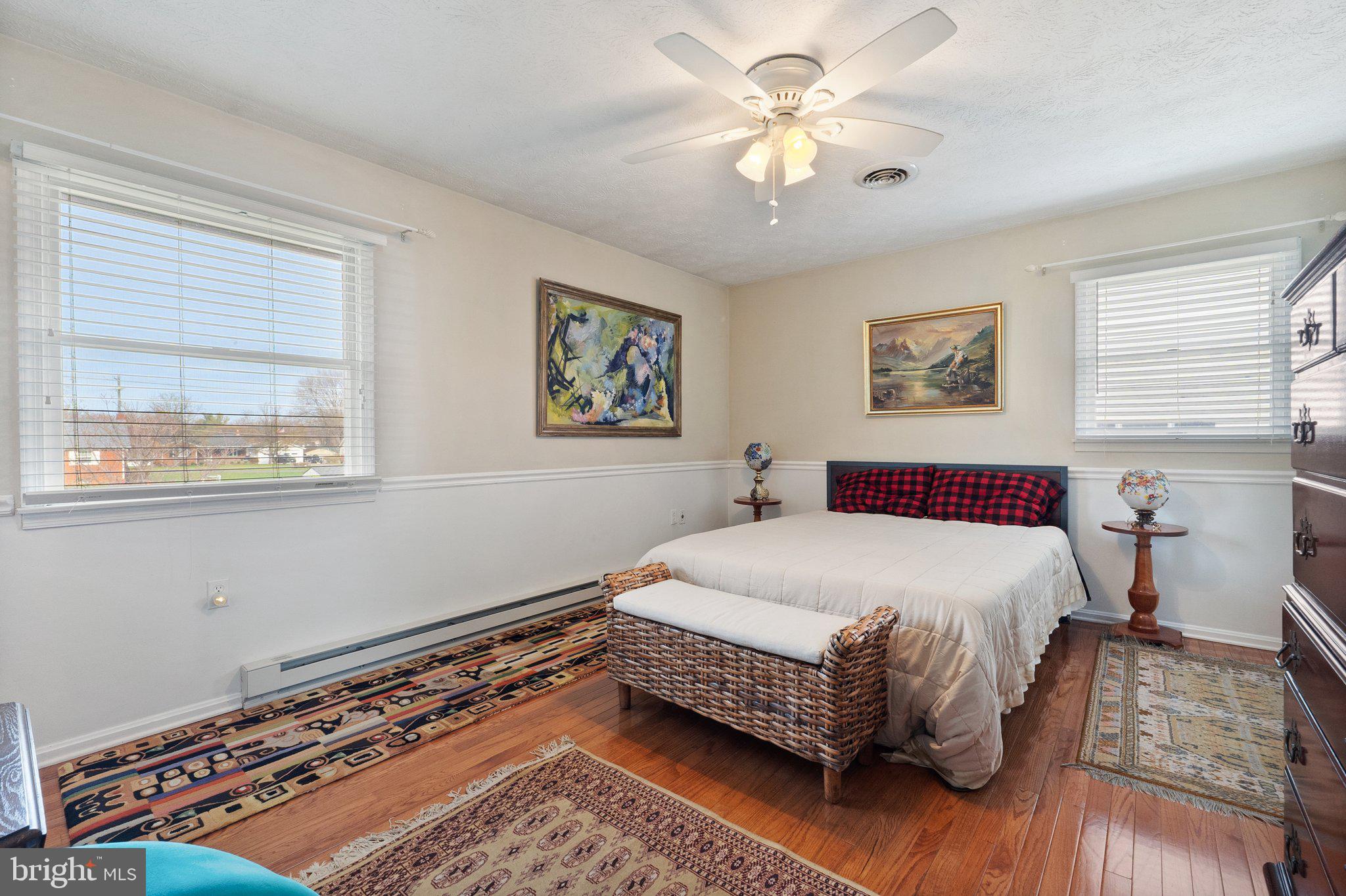 LYNN HEIGHTS - Residential