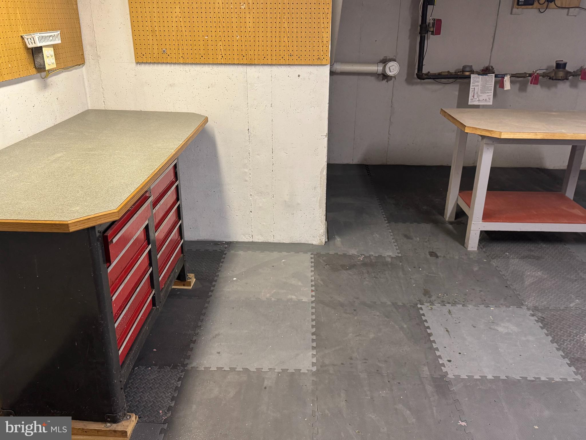 WILLIAM PENN VILLA - Residential