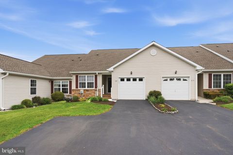 Photo of 317 Jefferson Court, ROYERSFORD, PA 19468 (MLS # PAMC2175678)
