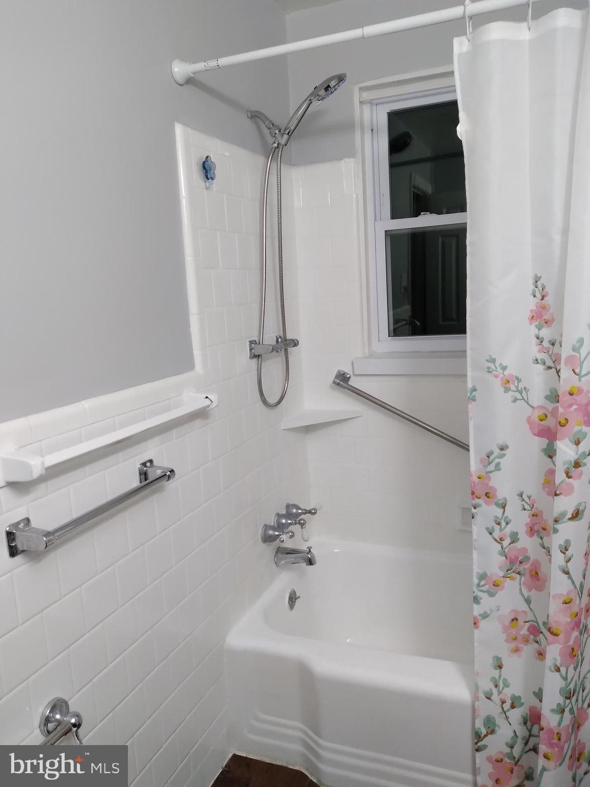 HAMPSHIRE HEIGHTS - Residential