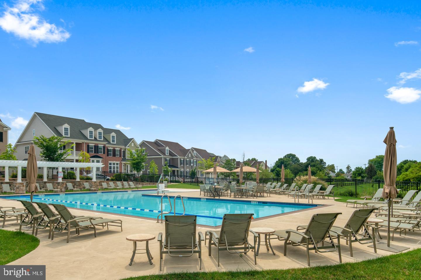 SPRING OAK - Residential