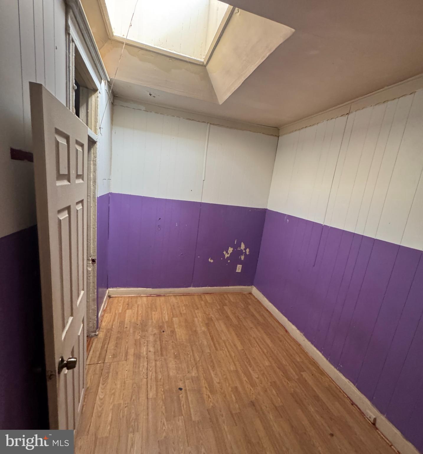 ELWOOD PARK - Residential