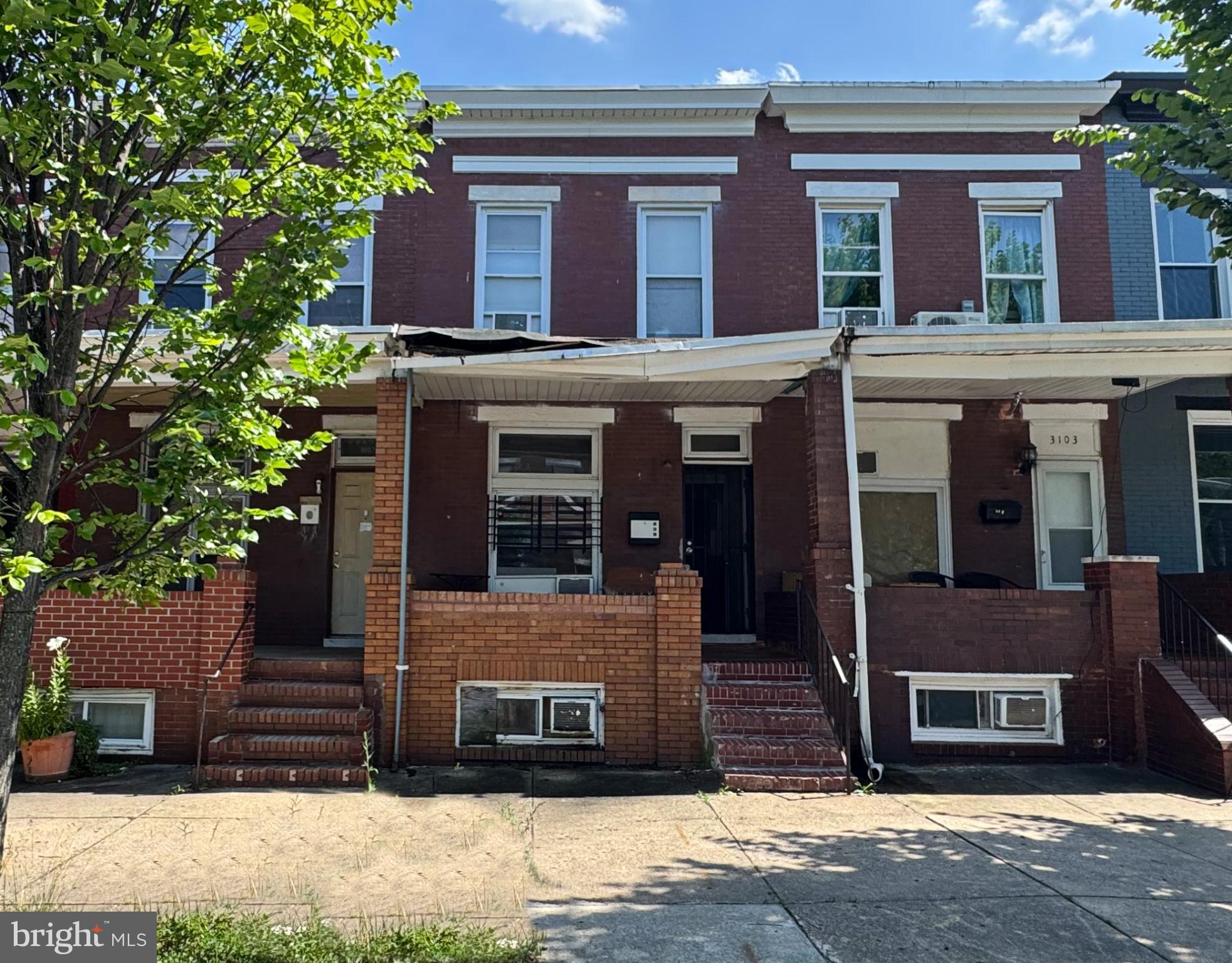 ELWOOD PARK - Residential