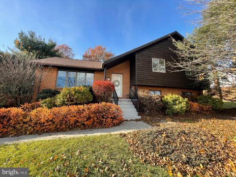 511 GRANDVIEW DRIVE FROSTBURG MD 21532