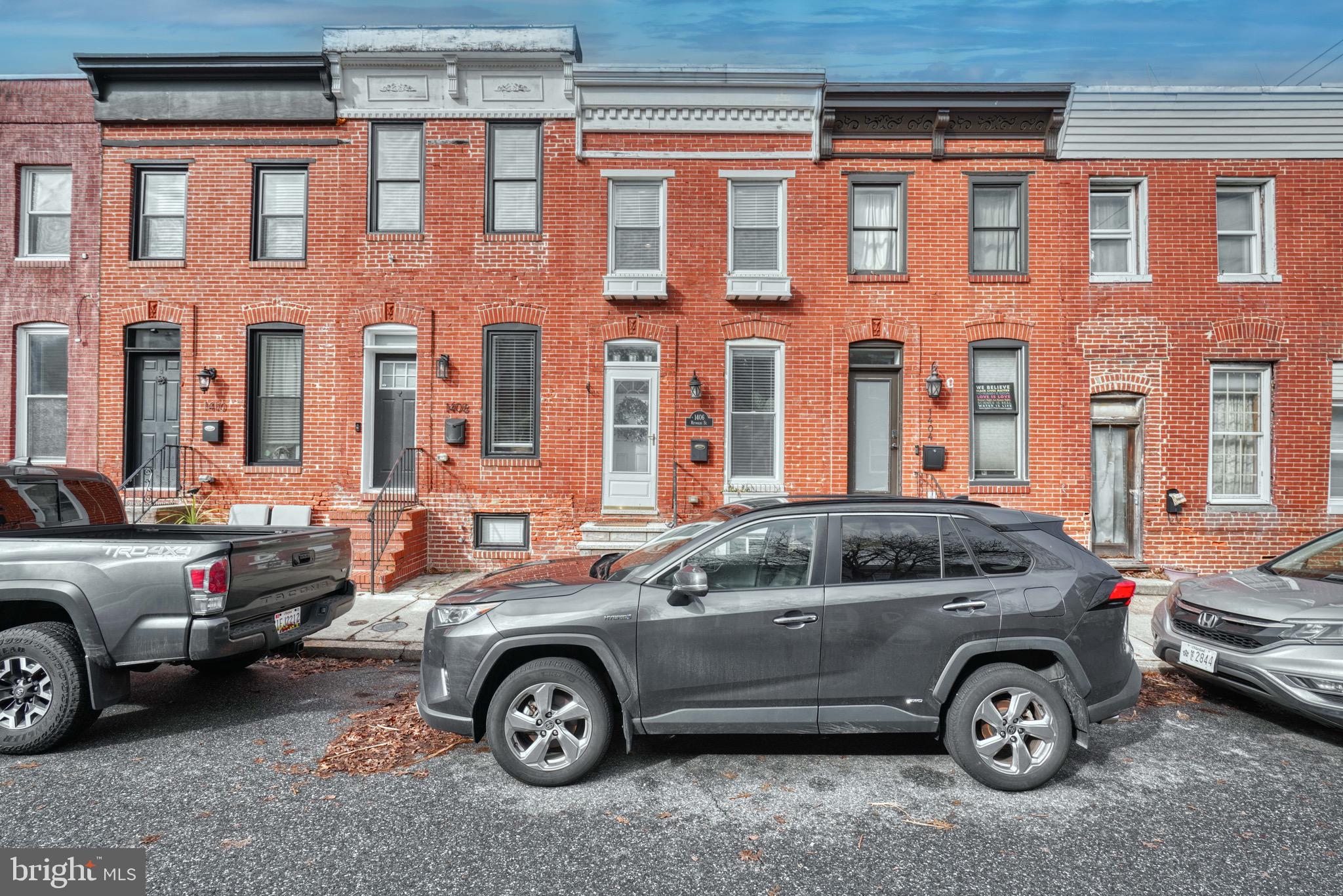 LOCUST POINT - Residential