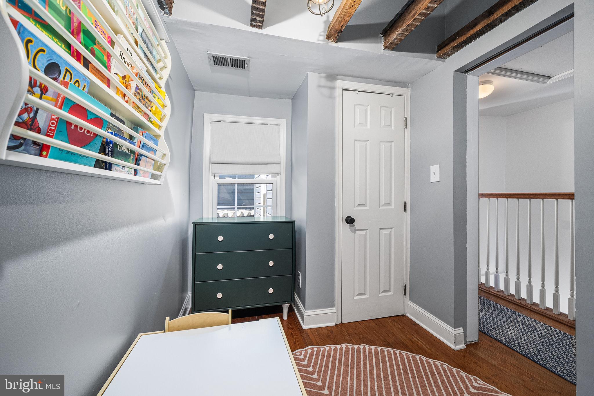 OLD TOWN ALEXANDRIA - Residential