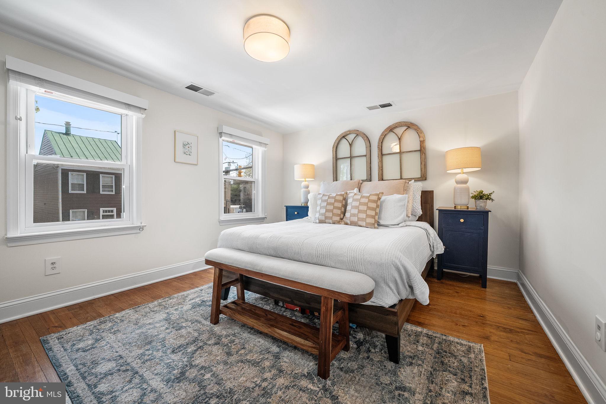 OLD TOWN ALEXANDRIA - Residential