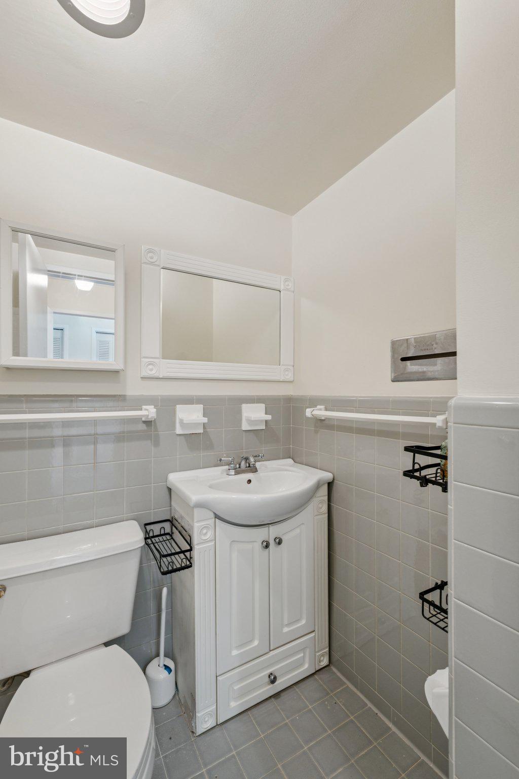 GROSVENOR PARK - Residential Lease