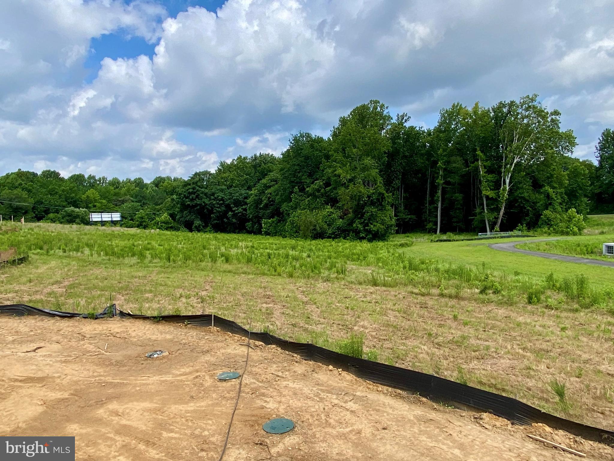 16502 ROLLING KNOLLS LANE